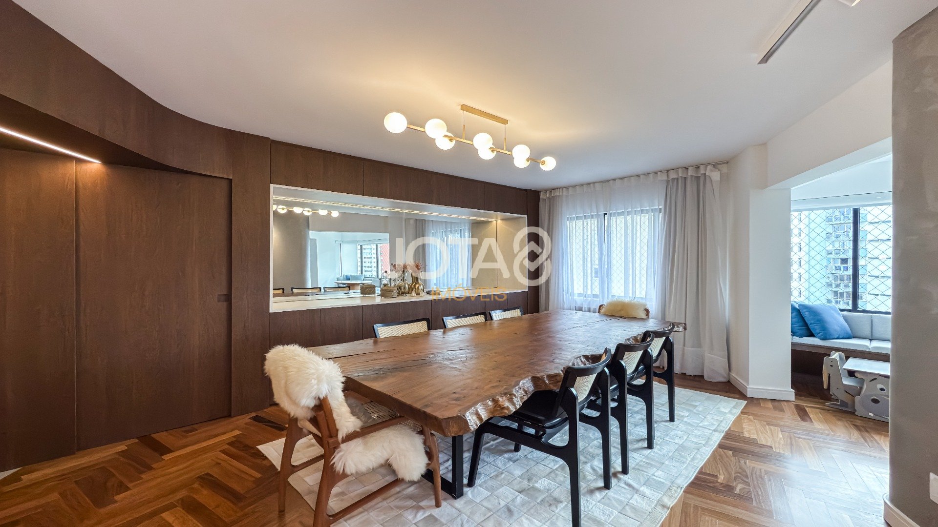 APARTAMENTO TODO REFORMADO NO BIGORRILHO !