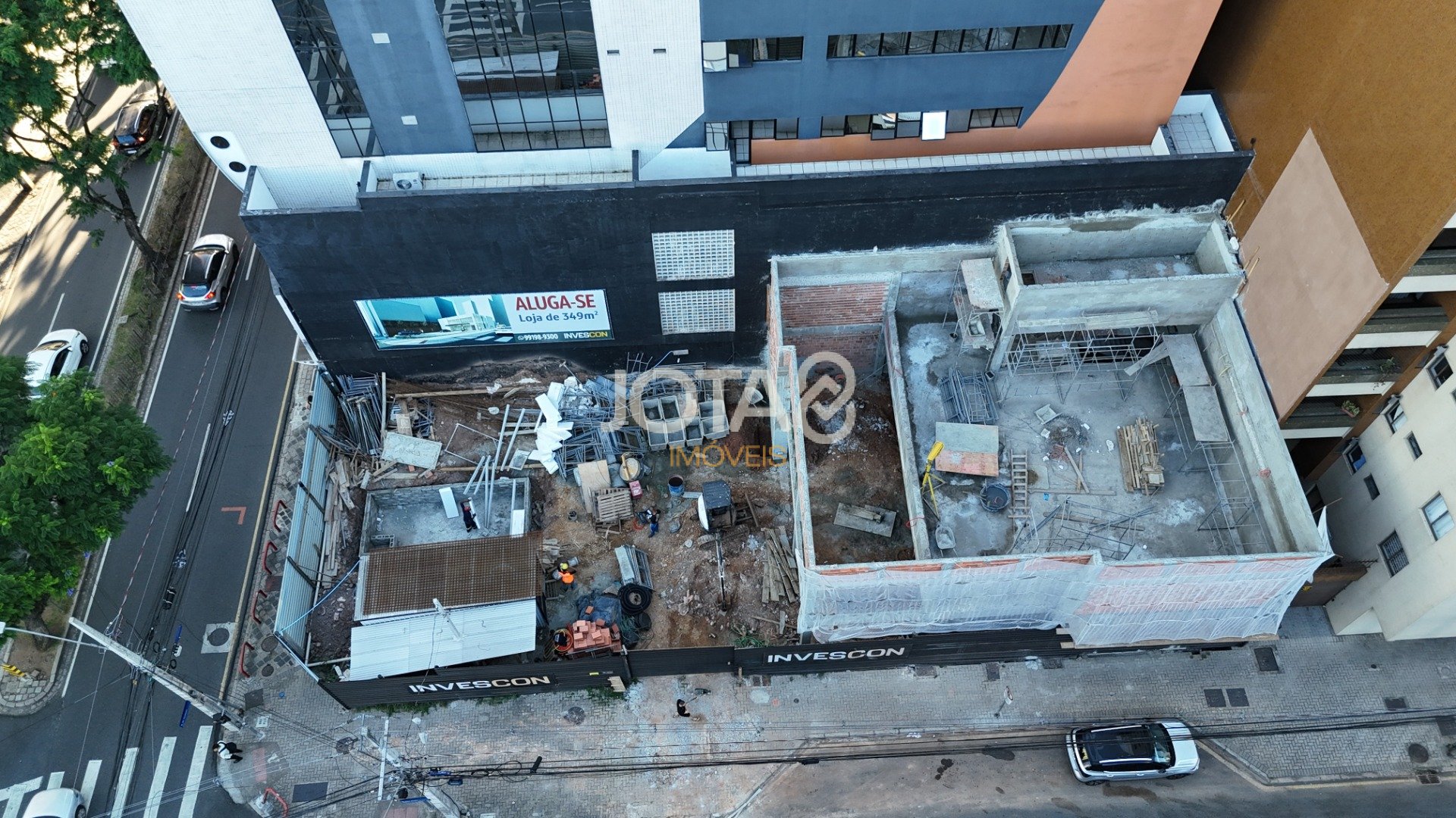 LOJA DE ESQUINA COM EXCELENTE VISIBILIDADE