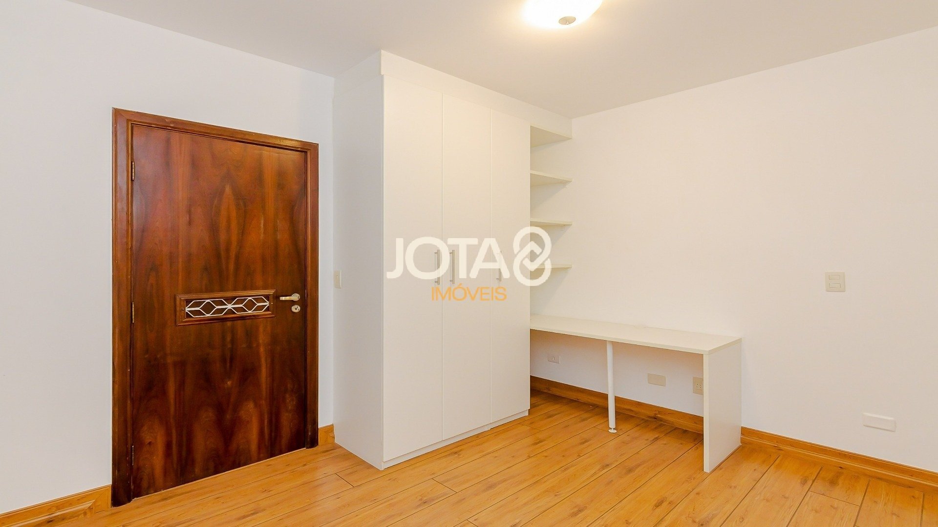 APARTAMENTO 3 QUARTOS PRÓXIMO AO SHOPPING CURITIBA