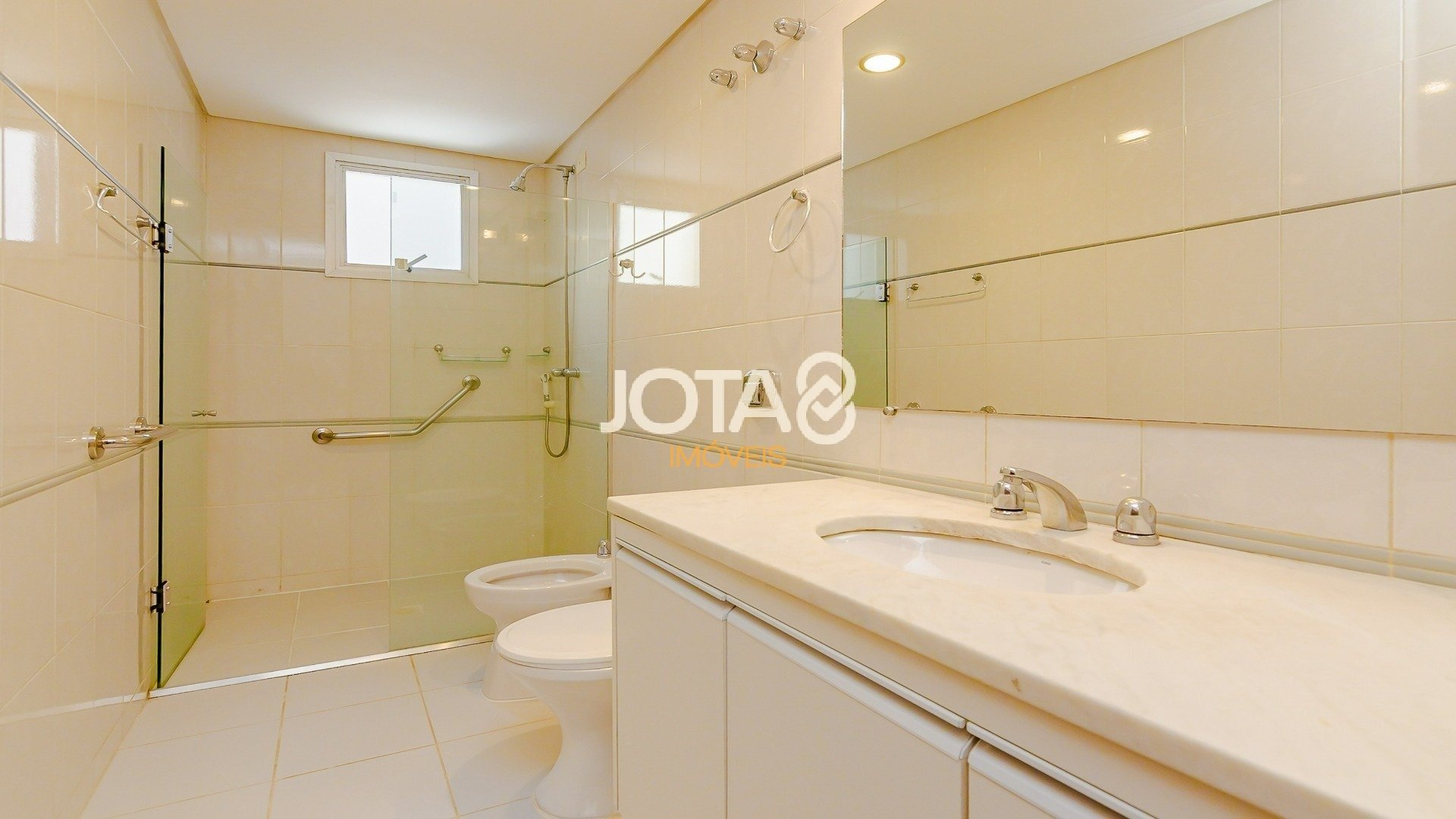 APARTAMENTO 3 QUARTOS PRÓXIMO AO SHOPPING CURITIBA