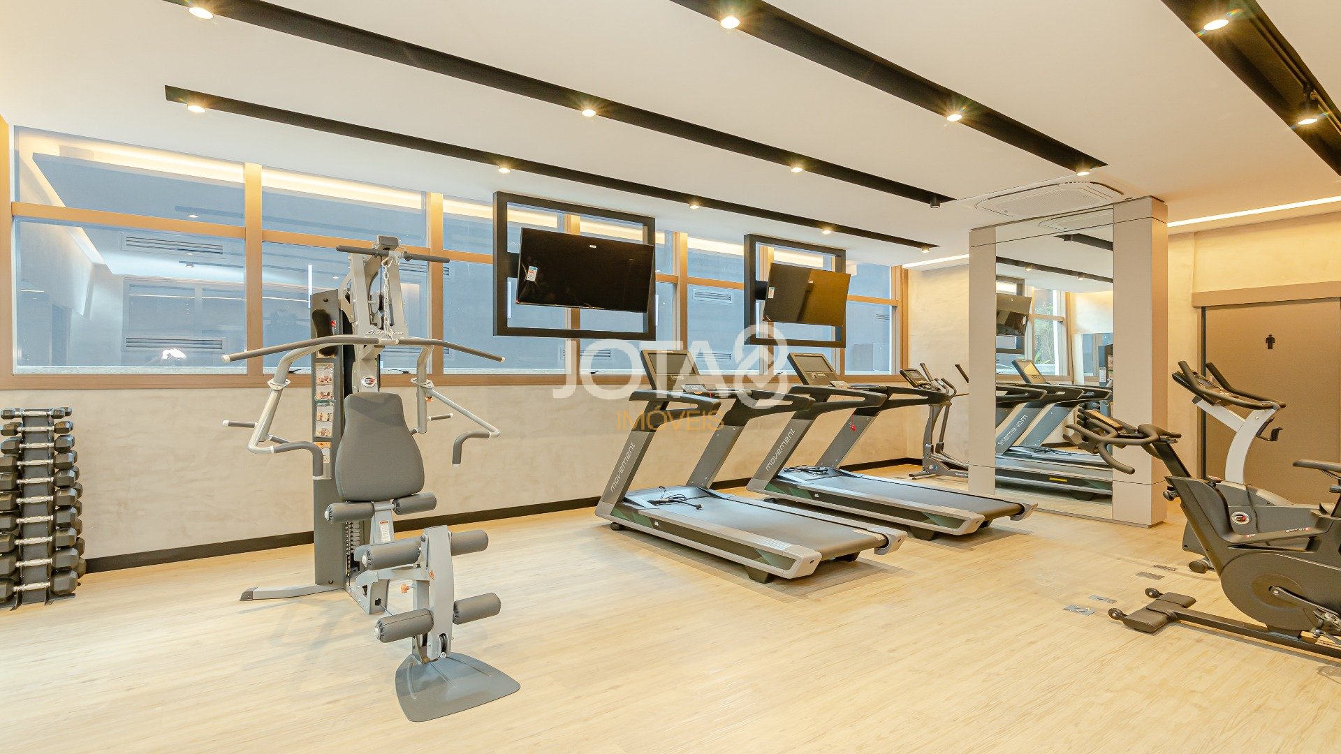 APARTAMENTO COM 3 QUARTOS NO BATEL!