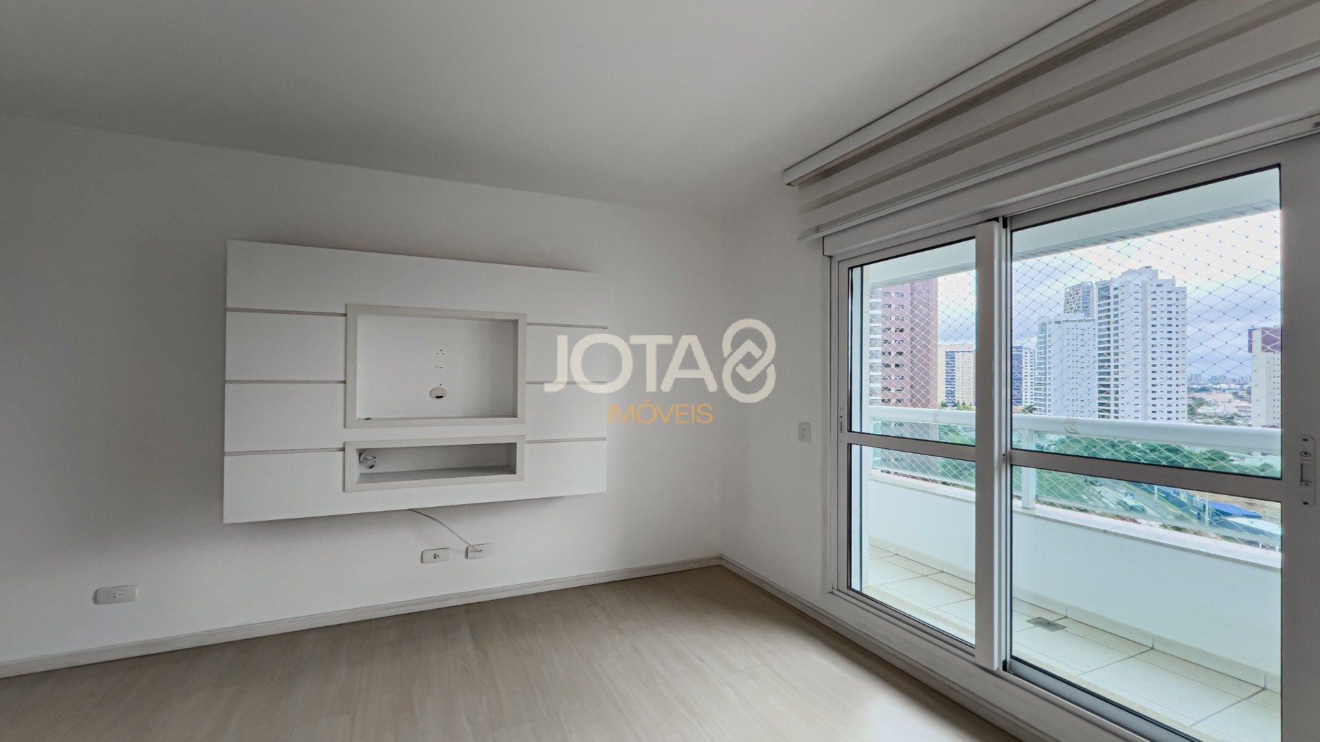 APARTAMENTO COM 3 SUÍTES E FACE NORTE NO ECOVILLE