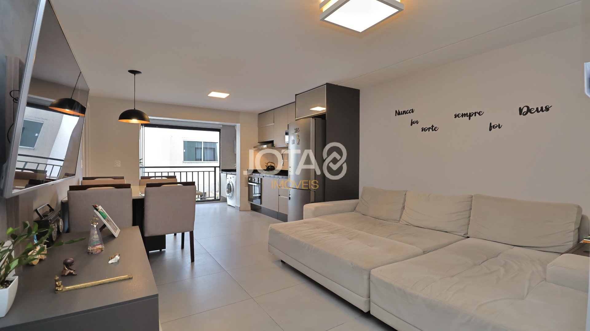 APTO FACE NORTE MOBILIADO COM 2 QUARTOS ECOVILLE