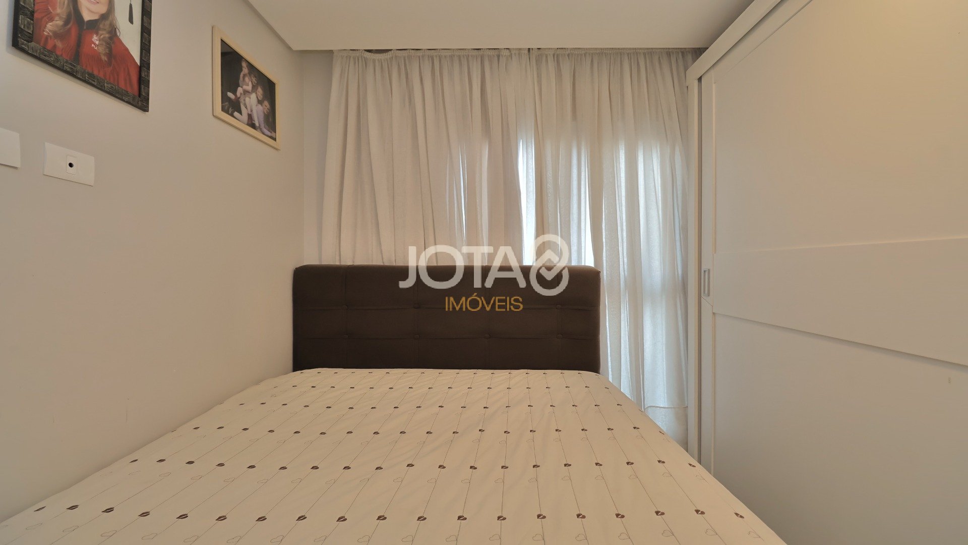 APTO FACE NORTE MOBILIADO COM 2 QUARTOS ECOVILLE
