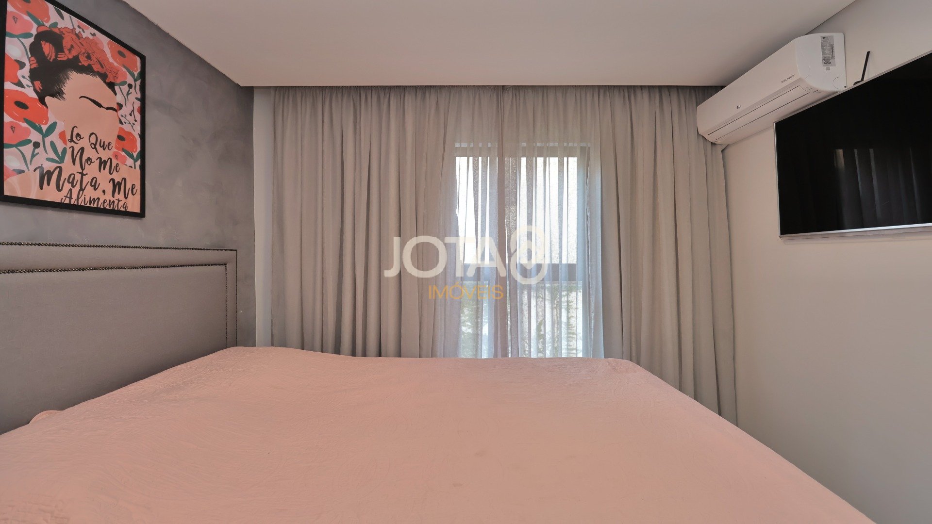 APTO FACE NORTE MOBILIADO COM 2 QUARTOS ECOVILLE