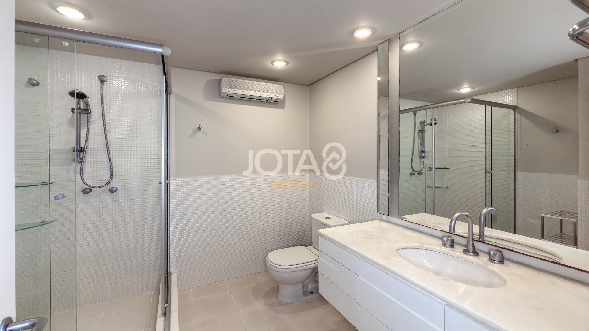 DUPLEX 2 QUARTOS LINDO NO BATEL SOHO