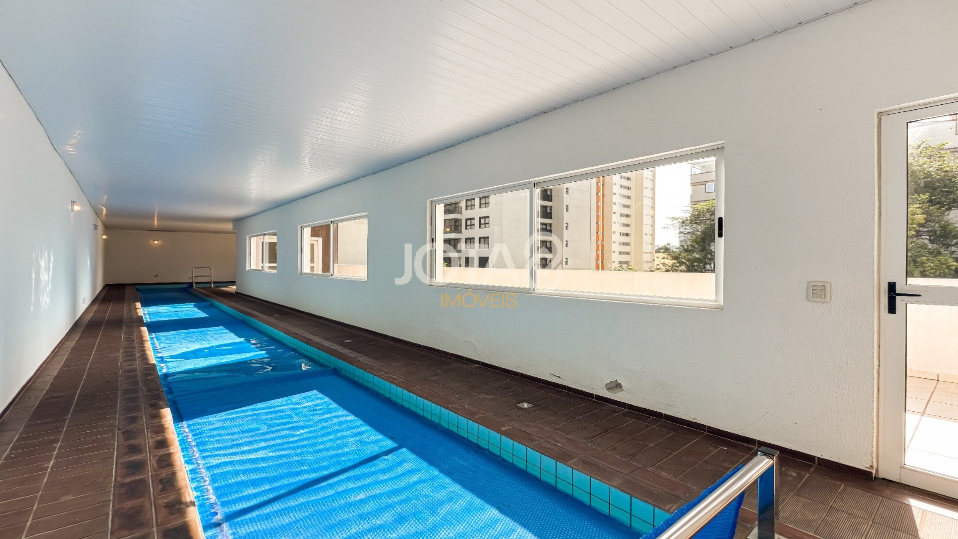 DUPLEX 2 QUARTOS LINDO NO BATEL SOHO