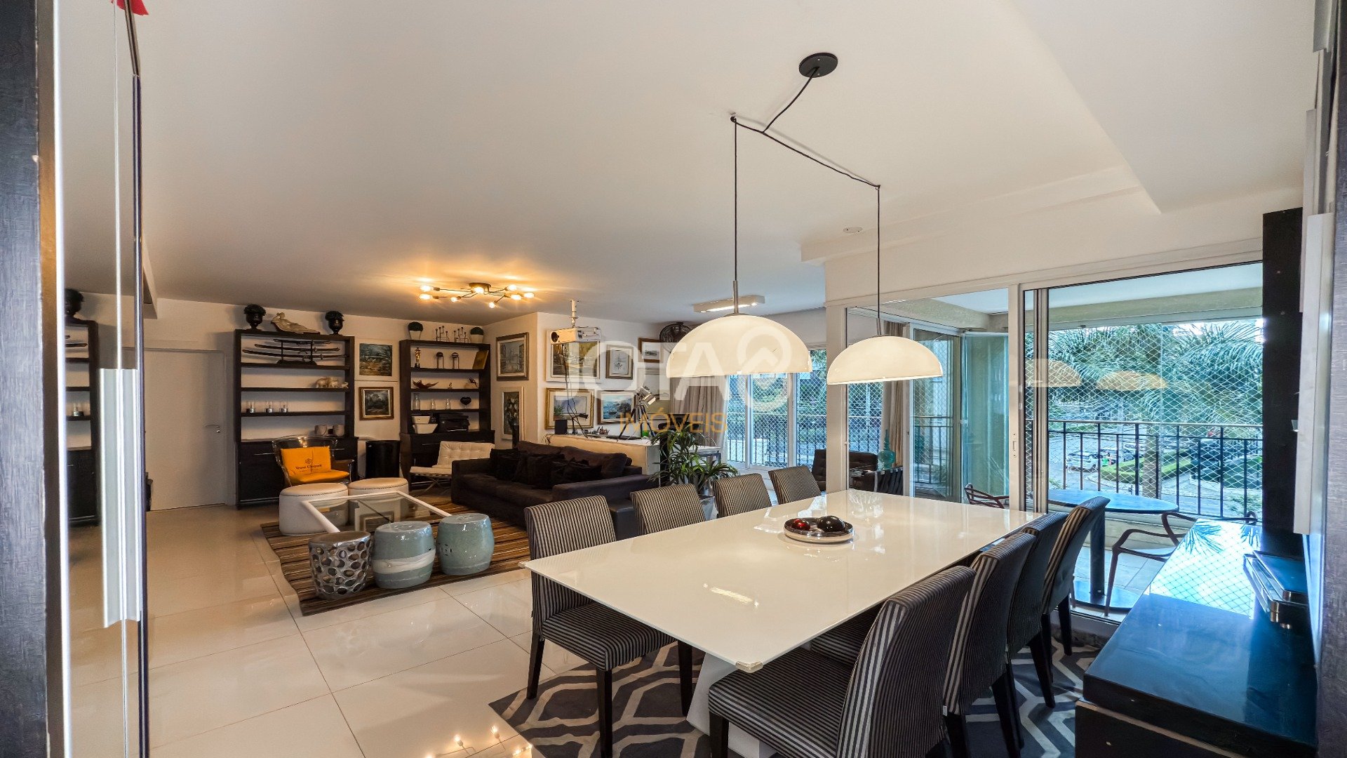 APARTAMENTO COM 3 SUÍTES E 3 VAGAS NO CABRAL