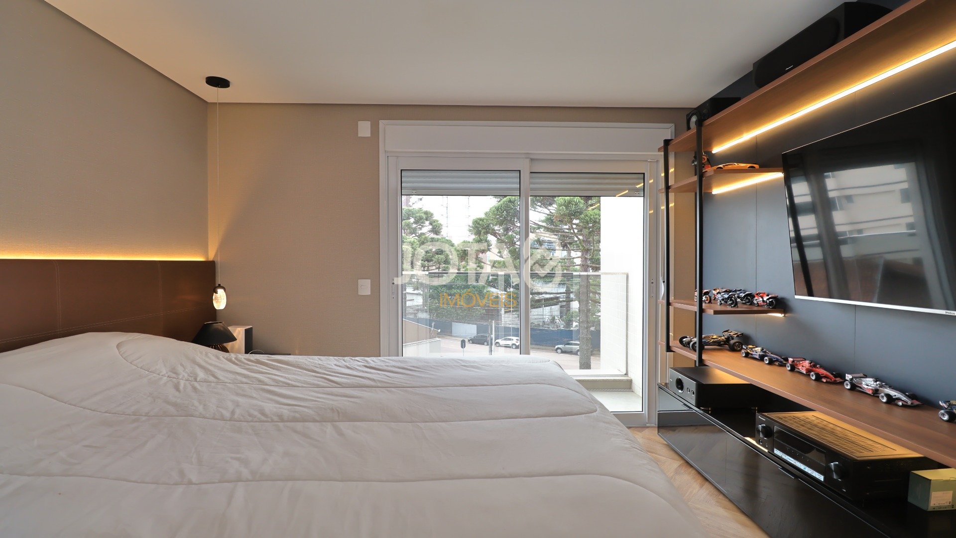 PRIMEIRA LOCAÇÃO - APARTAMENTO MOBILIADO COM 4 SUÍTES NO ECOVILLE!