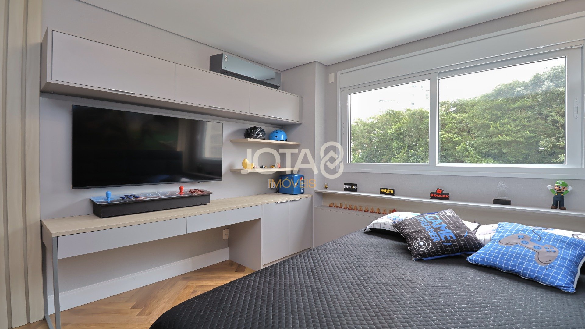 PRIMEIRA LOCAÇÃO - APARTAMENTO MOBILIADO COM 4 SUÍTES NO ECOVILLE!