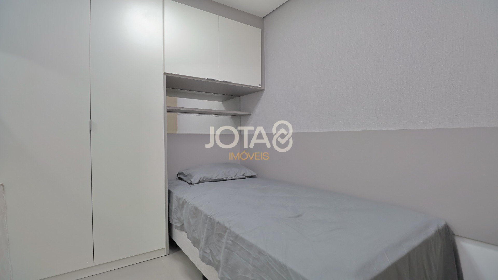 PRIMEIRA LOCAÇÃO - APARTAMENTO MOBILIADO COM 4 SUÍTES NO ECOVILLE!