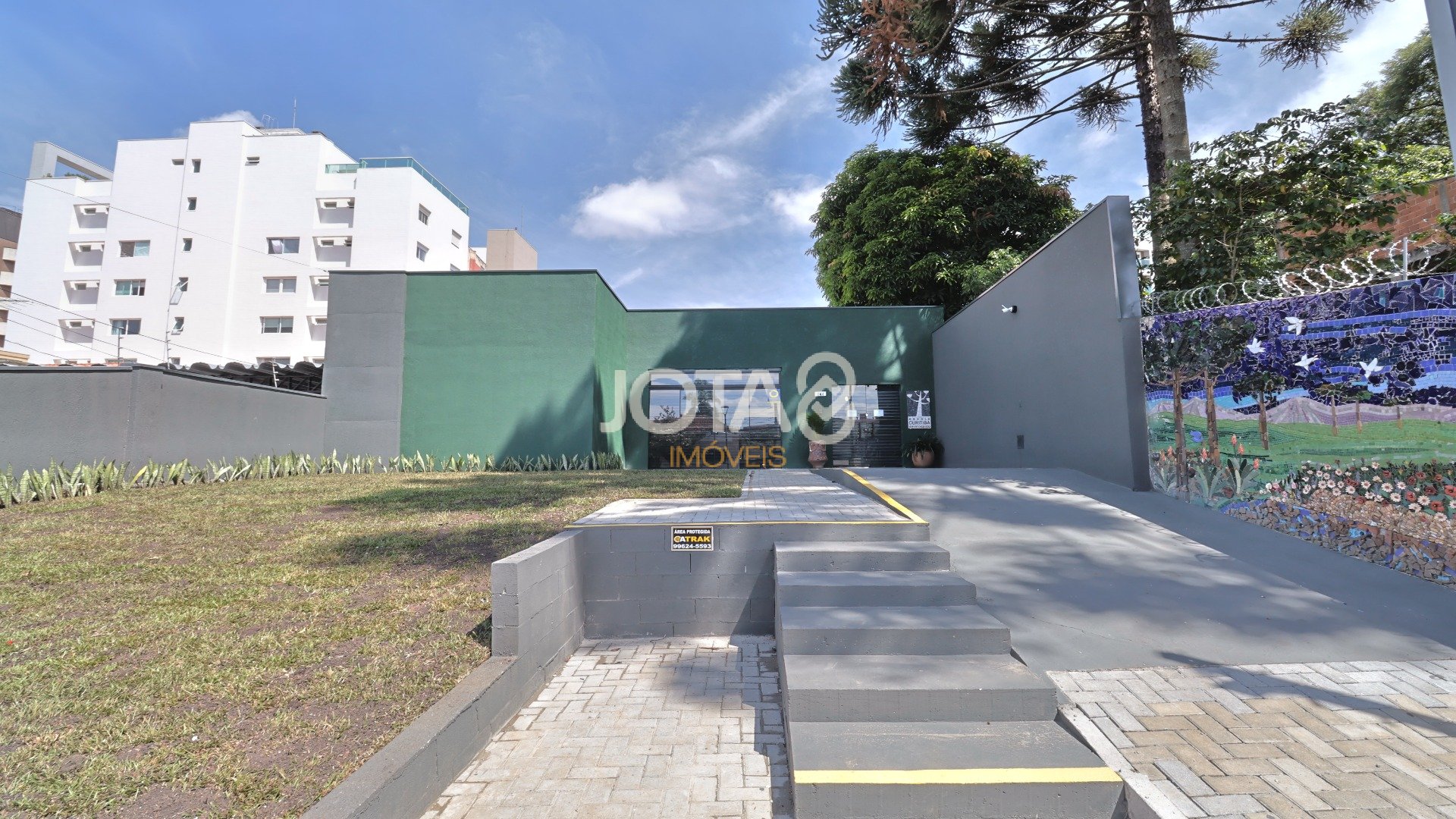 EXCELENTE ESPAÇO COMERCIAL REFORMADO