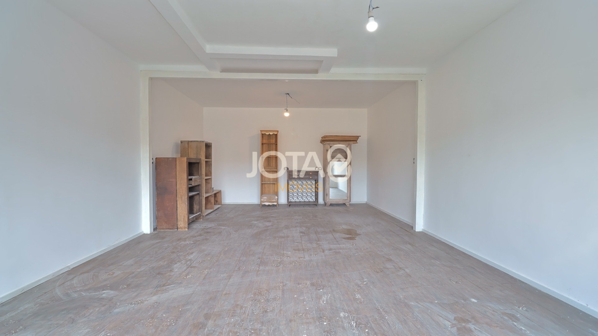 EXCELENTE ESPAÇO COMERCIAL REFORMADO