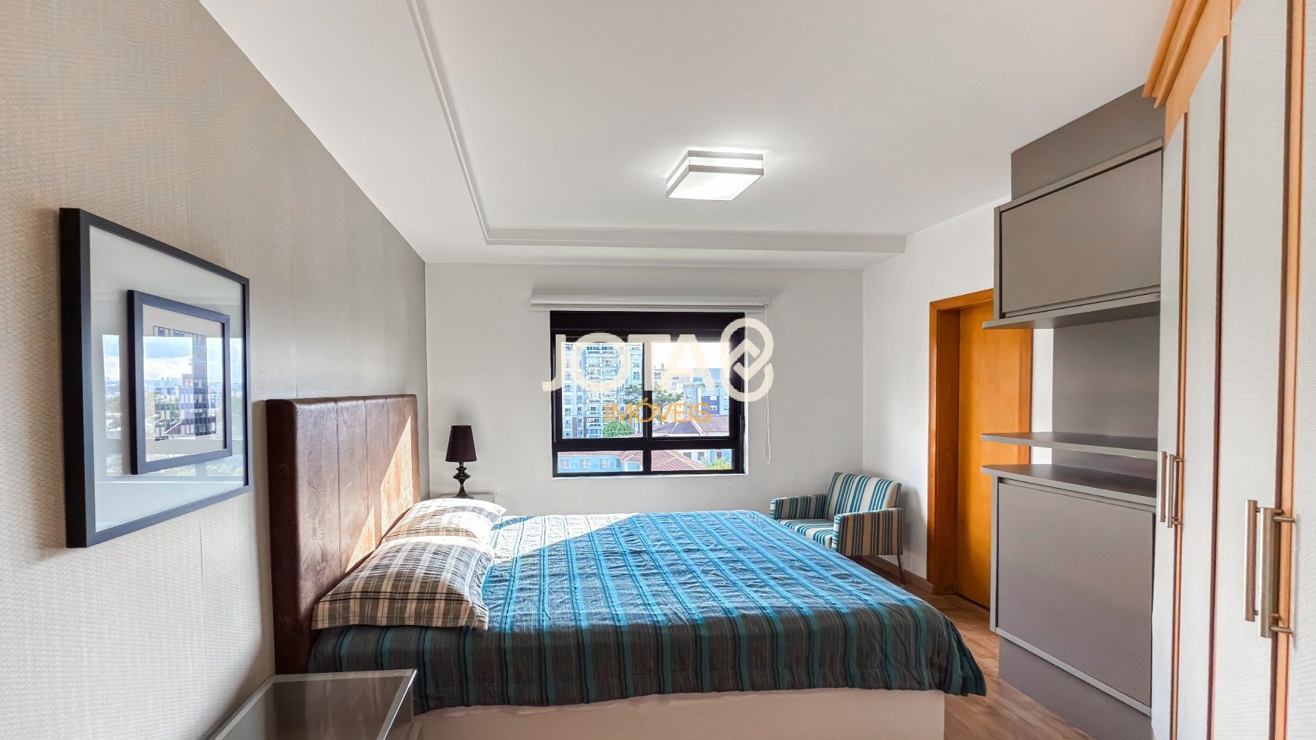APÊ COM 127M  CONDOMINIO CLUBE