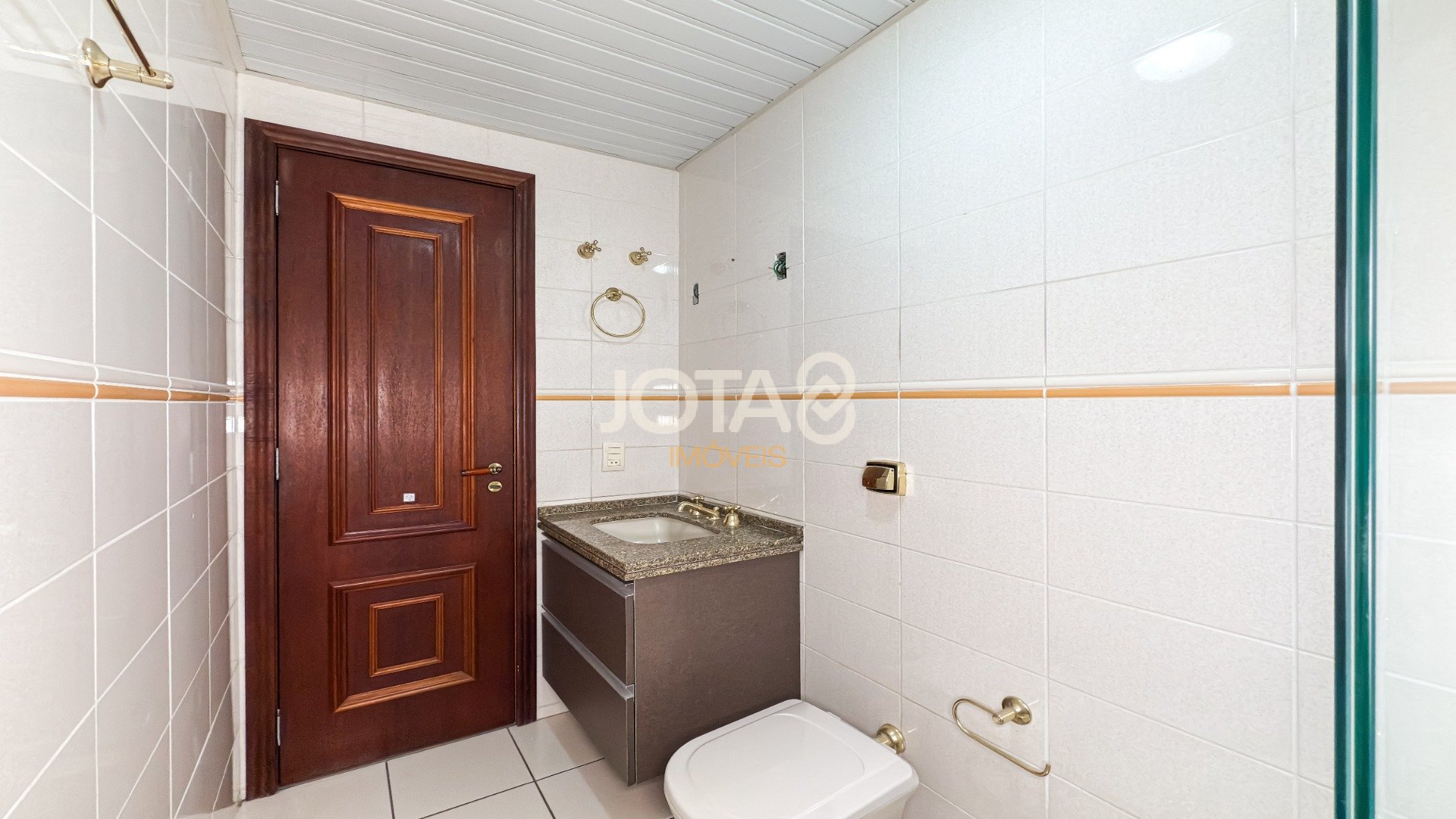 APARTAMENTO 4 QUARTOS SENDO 2 SUÍTES