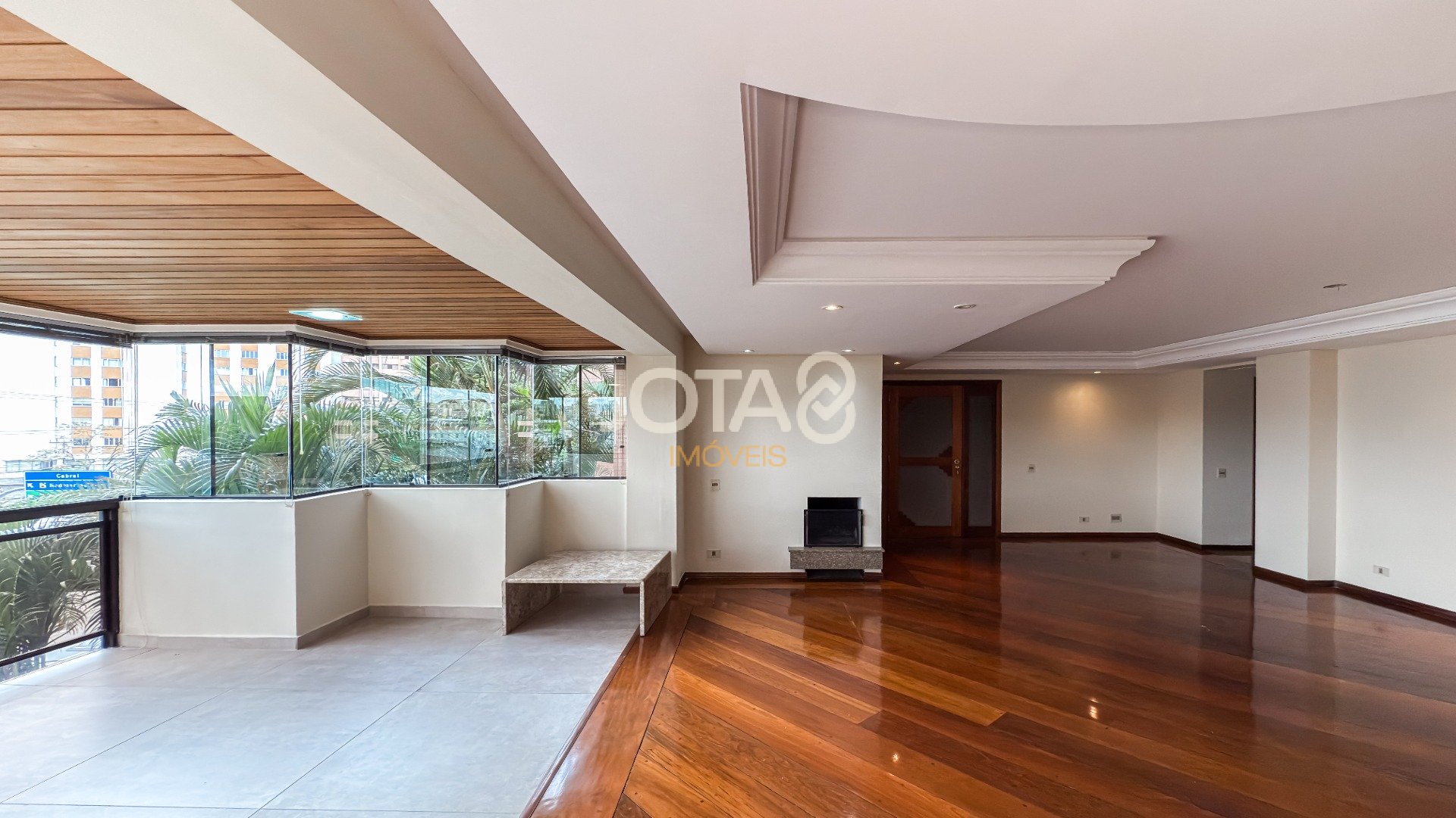 APARTAMENTO 4 QUARTOS SENDO 2 SUÍTES