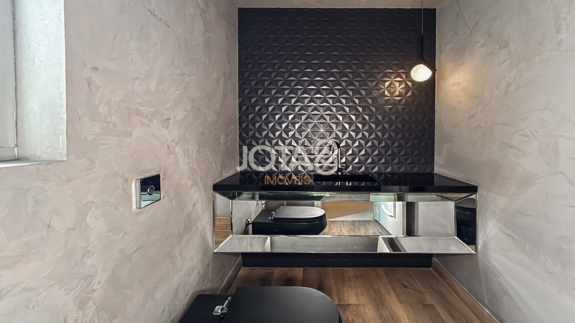 AMPLO APARTAMENTO FACE NORTE NO BATEL
