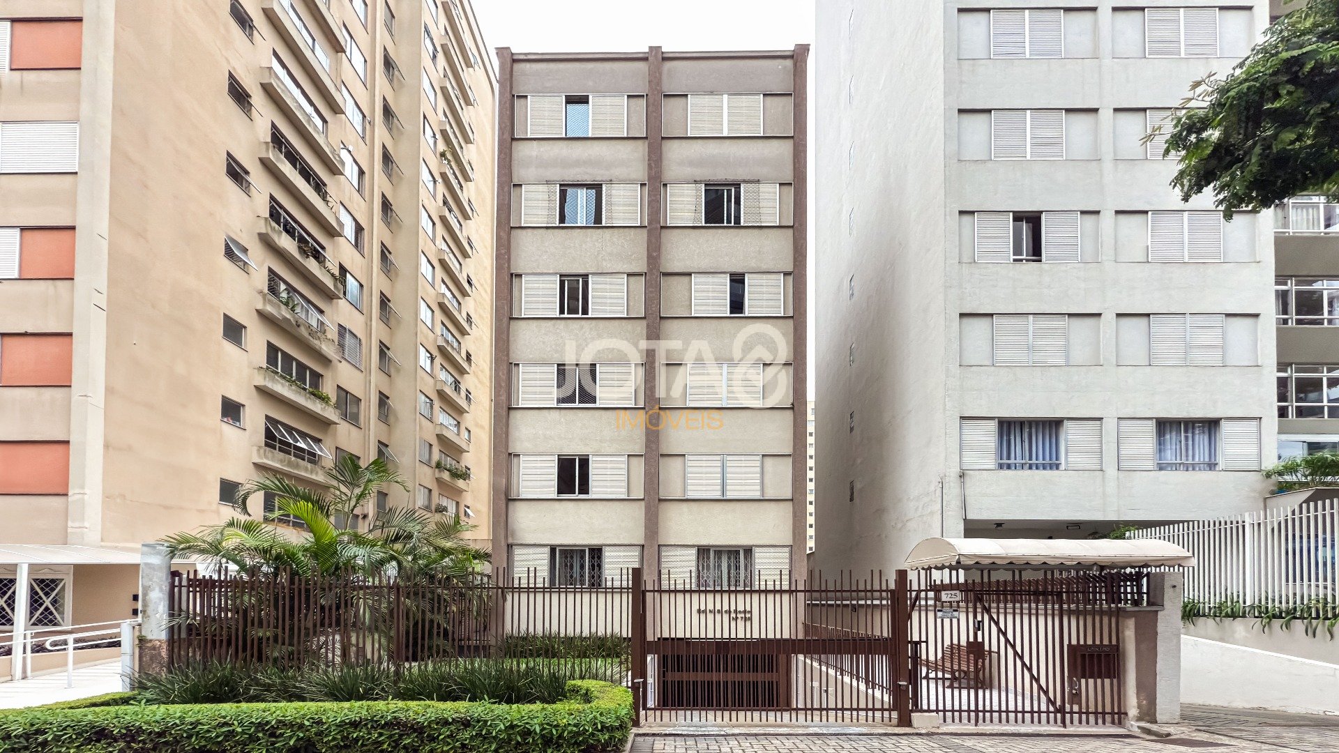 Foto de destaque Apartamento com 3 dormitórios e 1 vaga no bigorrilho
