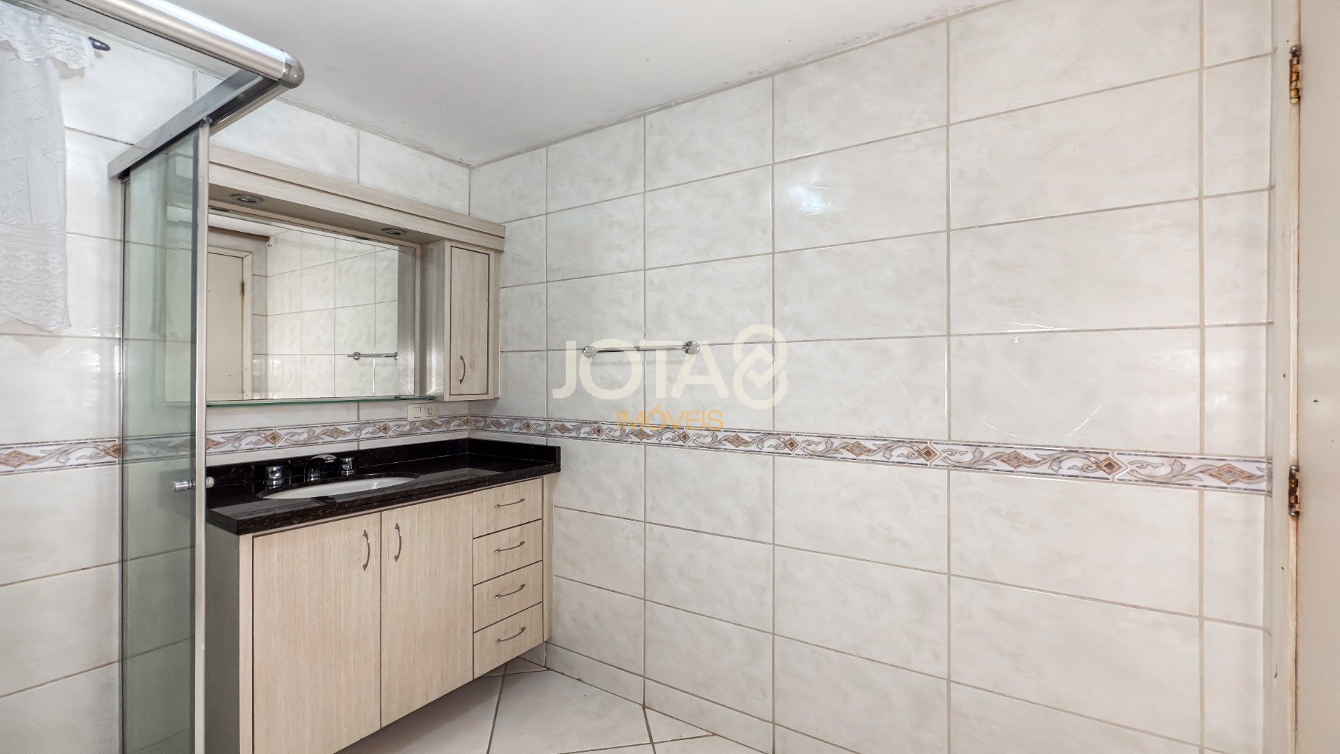 APARTAMENTO COM 3 DORMITÓRIOS E 1 VAGA NO BIGORRILHO