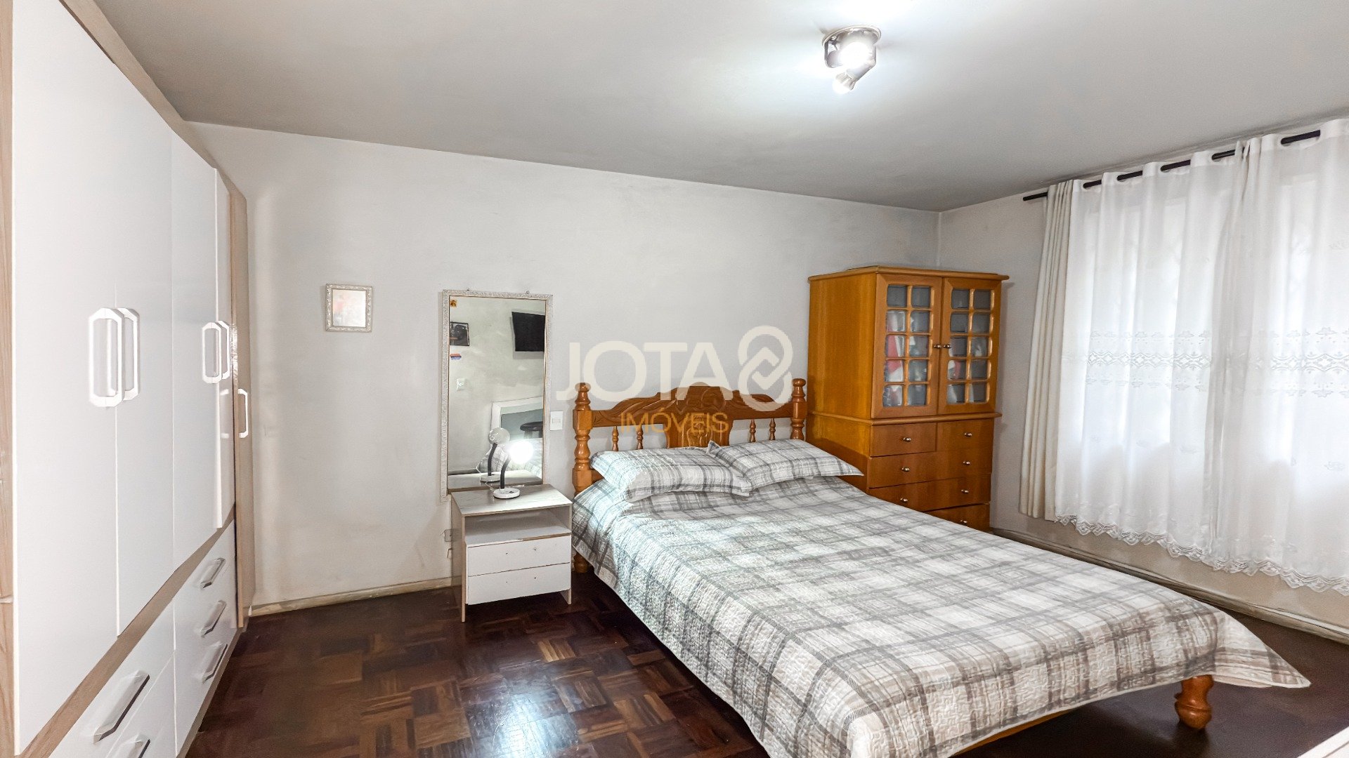 APARTAMENTO COM 3 DORMITÓRIOS E 1 VAGA NO BIGORRILHO