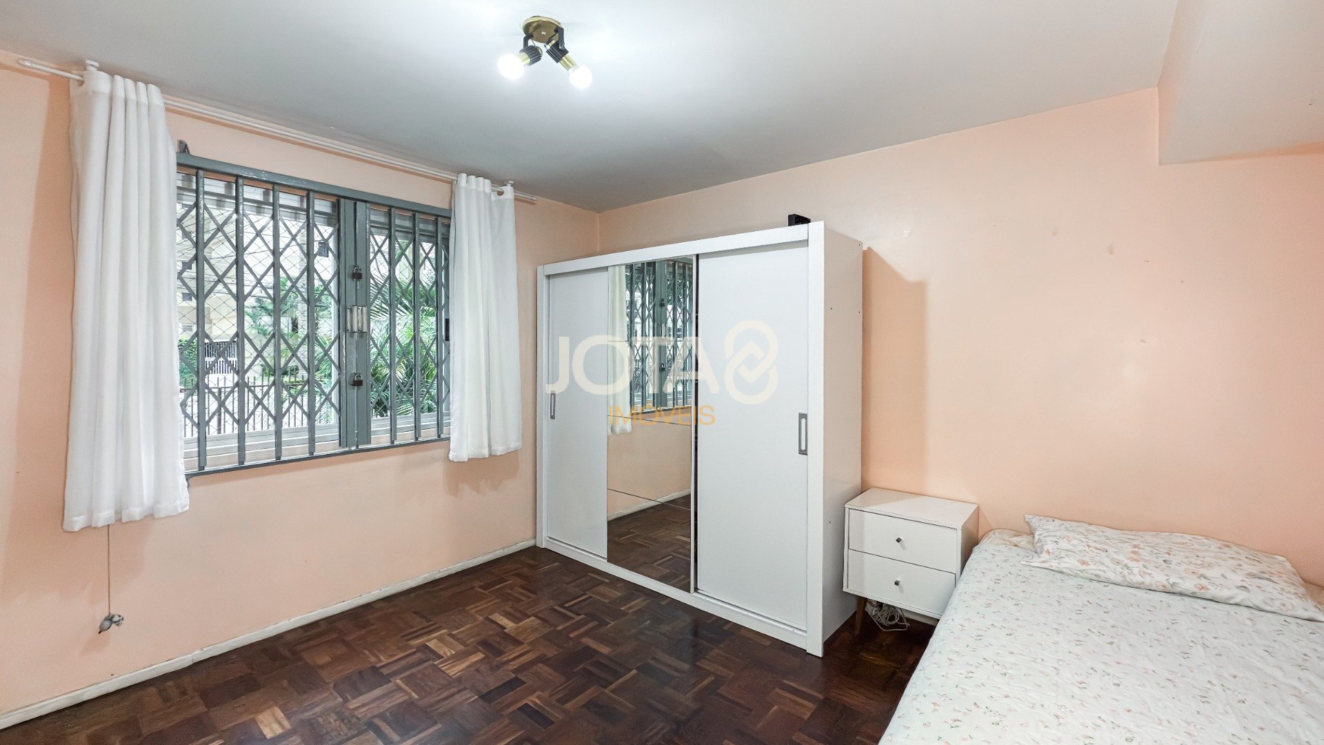 APARTAMENTO COM 3 DORMITÓRIOS E 1 VAGA NO BIGORRILHO
