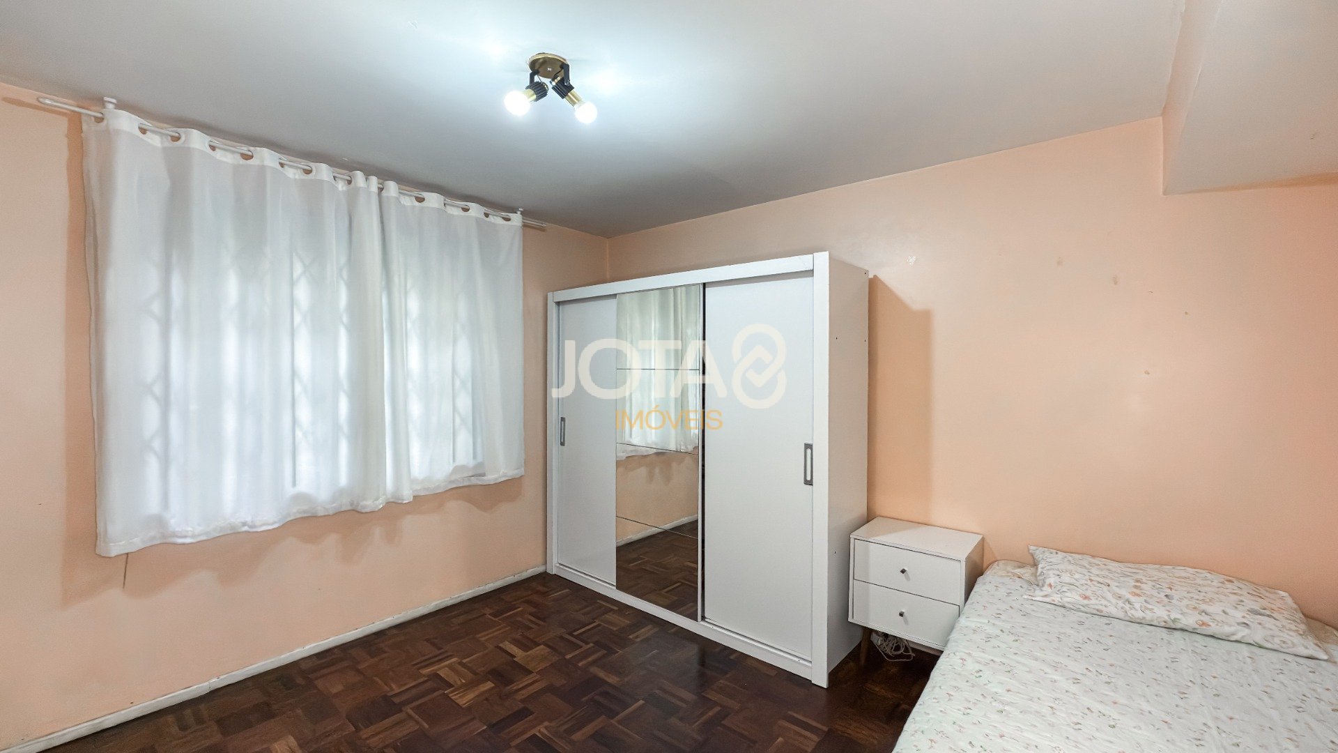 APARTAMENTO COM 3 DORMITÓRIOS E 1 VAGA NO BIGORRILHO