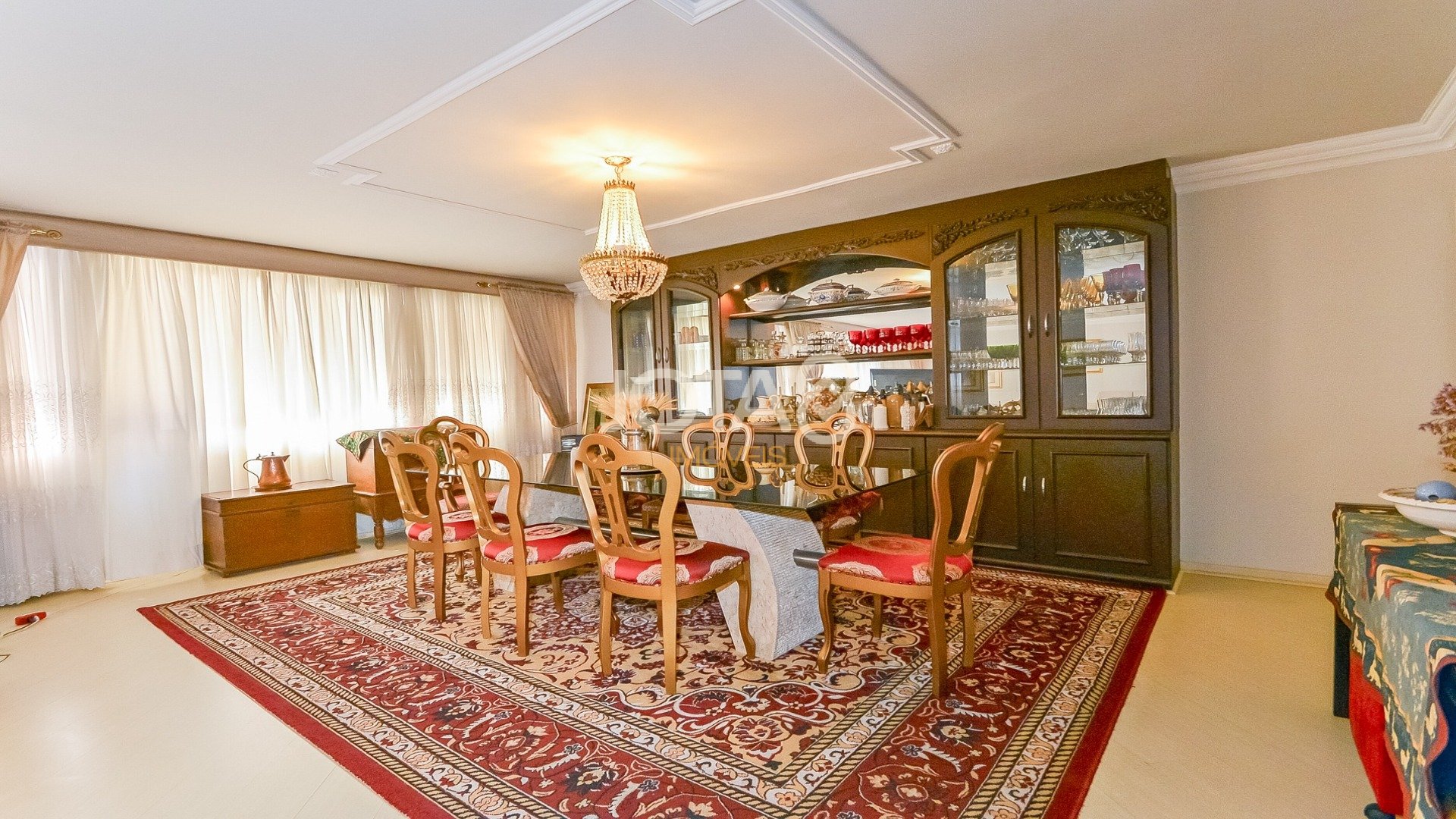 APARTAMENTO 3 QUARTOS AO LADO DA PRAÇA DO JAPÃO!