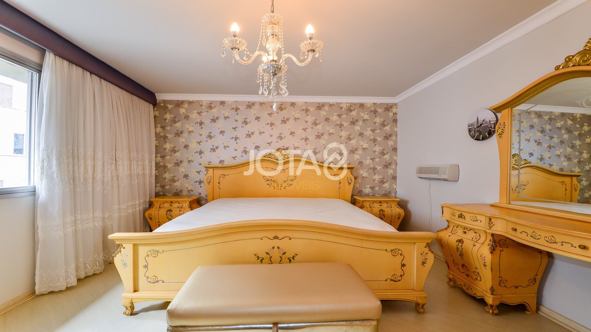 APARTAMENTO 3 QUARTOS AO LADO DA PRAÇA DO JAPÃO!
