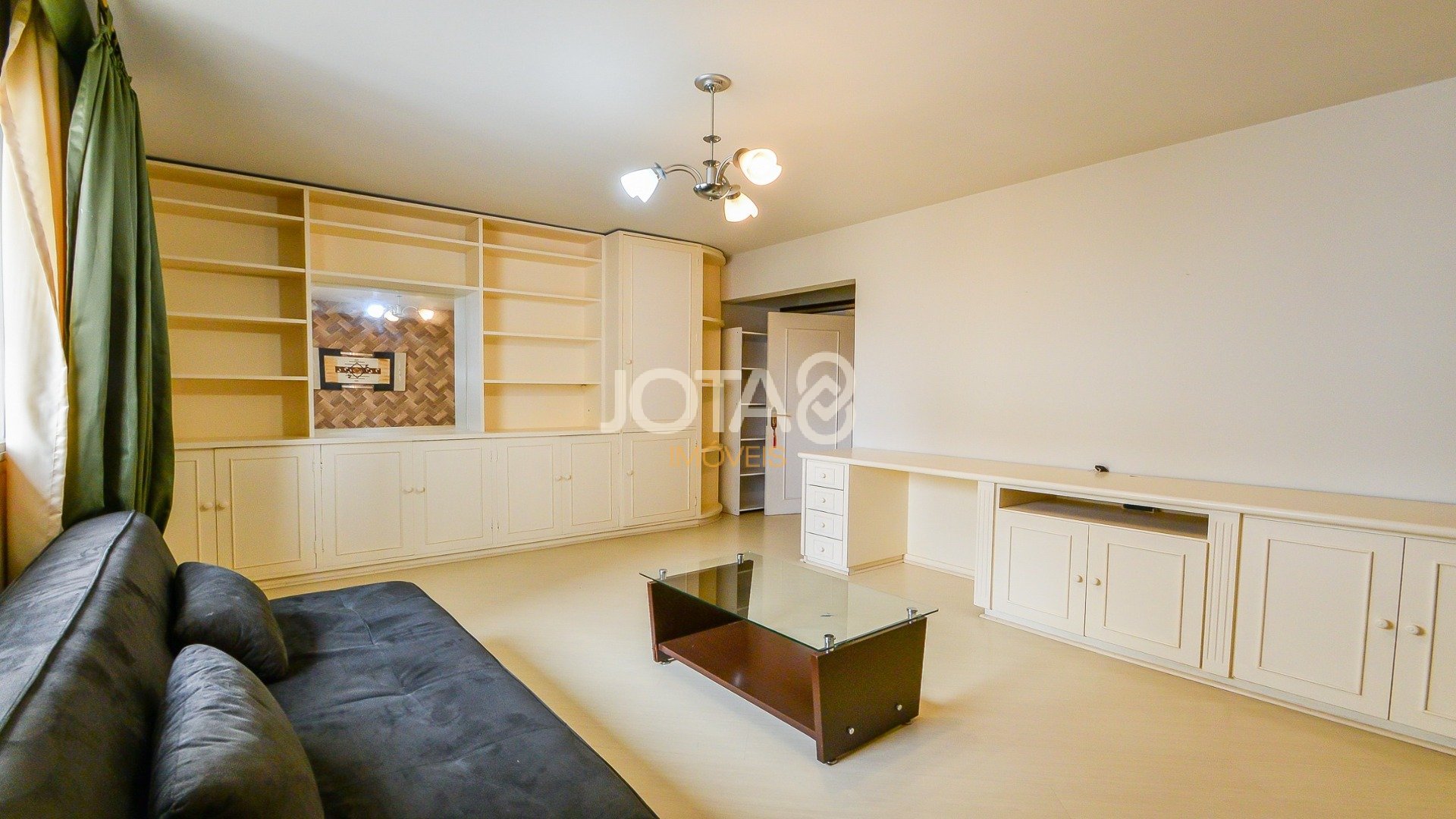APARTAMENTO 3 QUARTOS AO LADO DA PRAÇA DO JAPÃO!