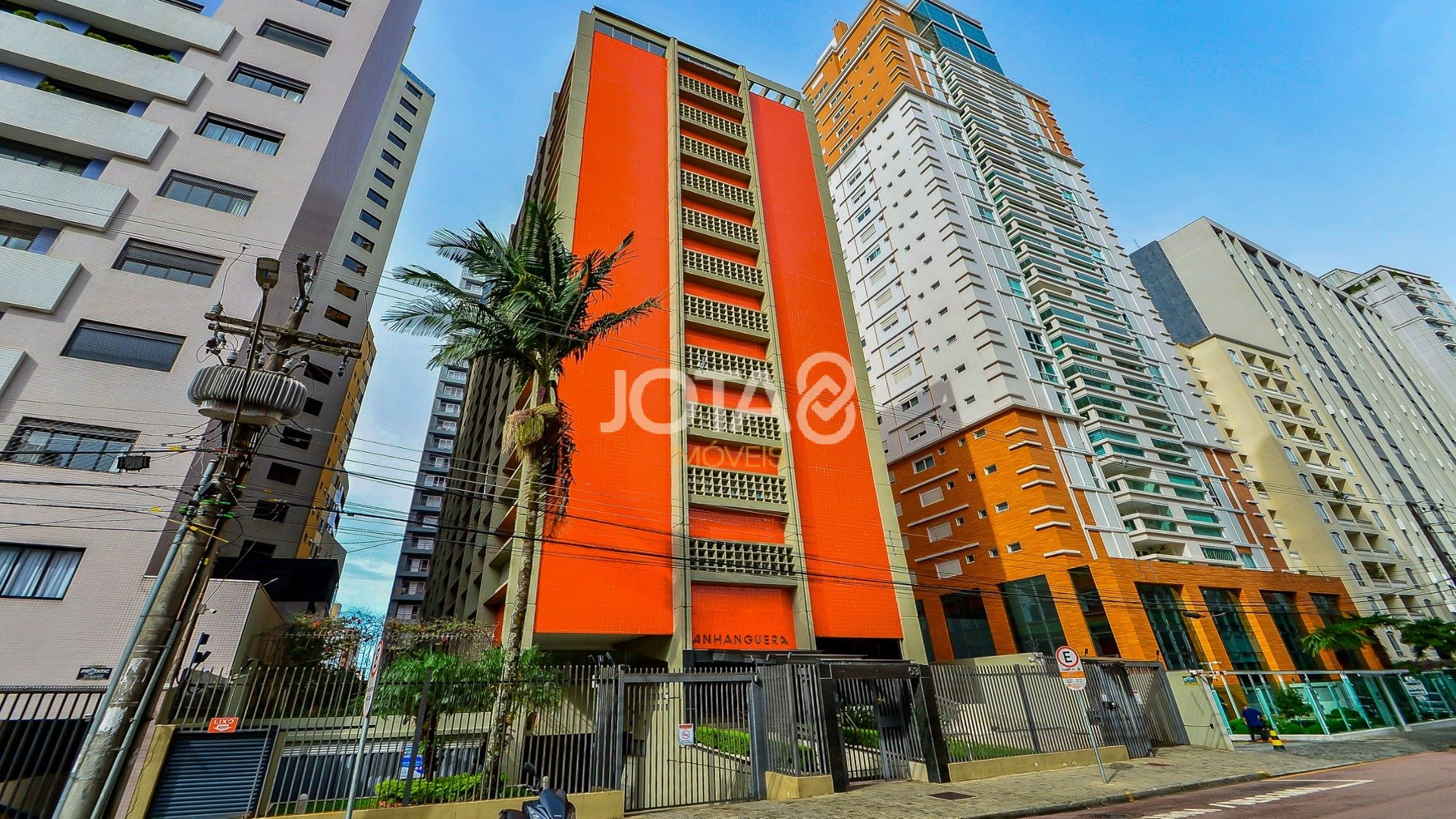 APARTAMENTO 3 QUARTOS AO LADO DA PRAÇA DO JAPÃO!