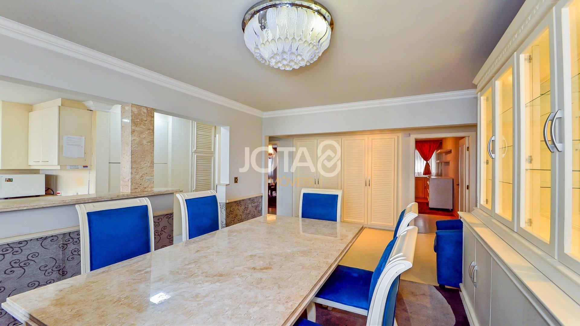 APARTAMENTO 3 QUARTOS AO LADO DA PRAÇA DO JAPÃO!