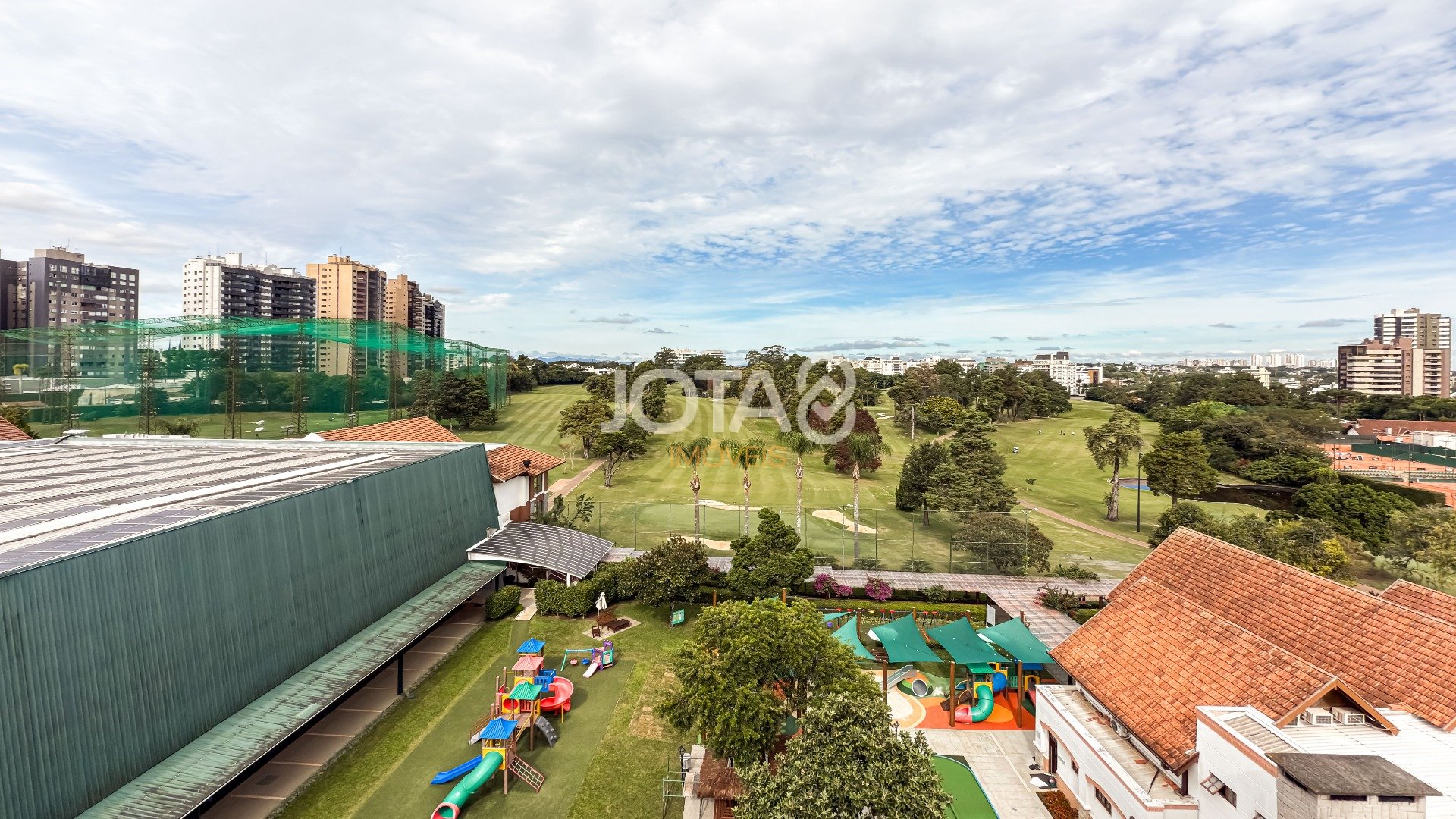 APARTAMENTO COM VISTA PARA GRACIOSA COUNTRY CLUBE!
