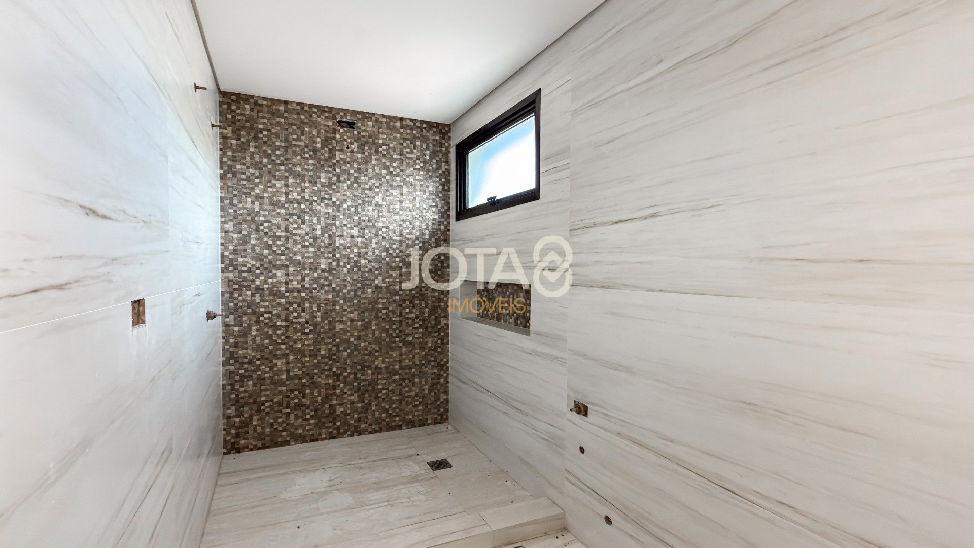 APARTAMENTO COM VISTA PARA GRACIOSA COUNTRY CLUBE!
