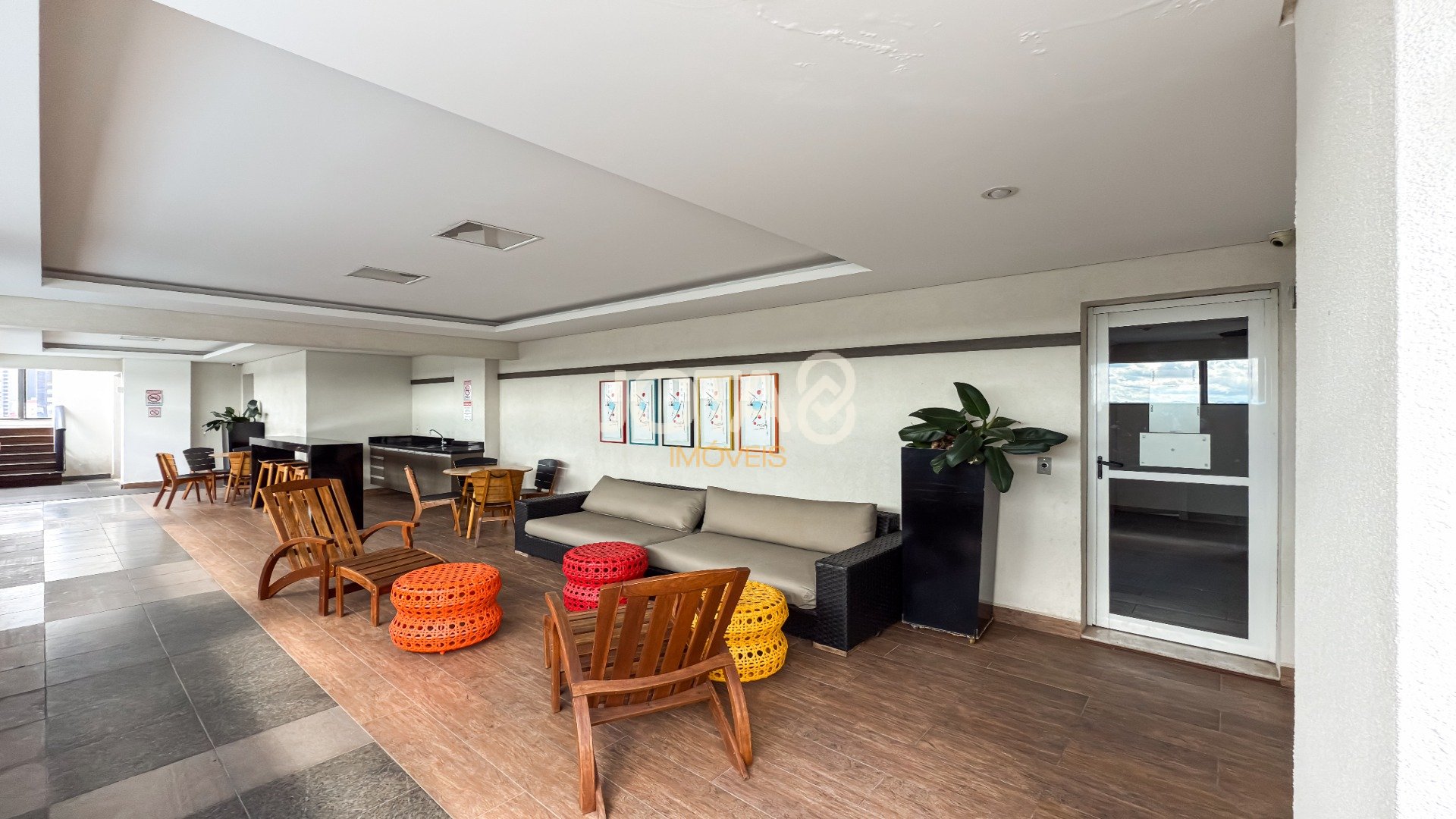 COBERTURA DUPLEX COM 3 VAGAS E 1 SUÍTE!