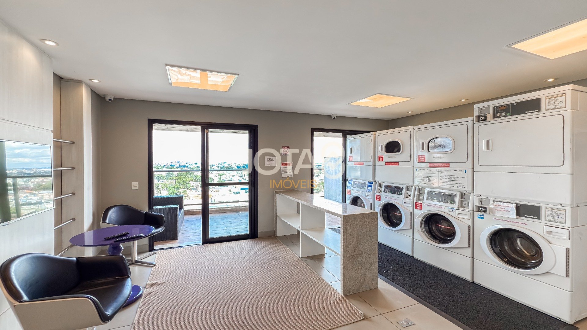 COBERTURA DUPLEX COM 3 VAGAS E 1 SUÍTE!