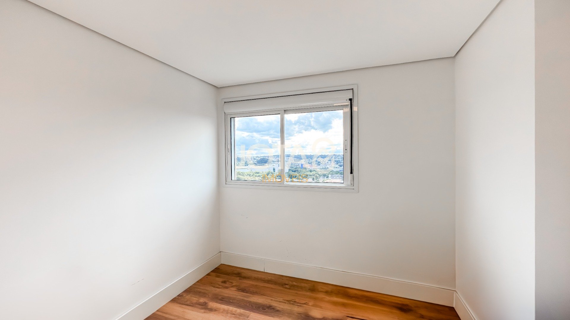 APARTAMENTO COM 3 QUARTOS NO ECOVILLE