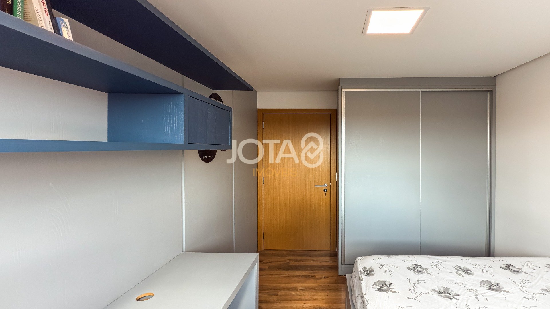 APARTAMENTO COM 3 QUARTOS NO ECOVILLE