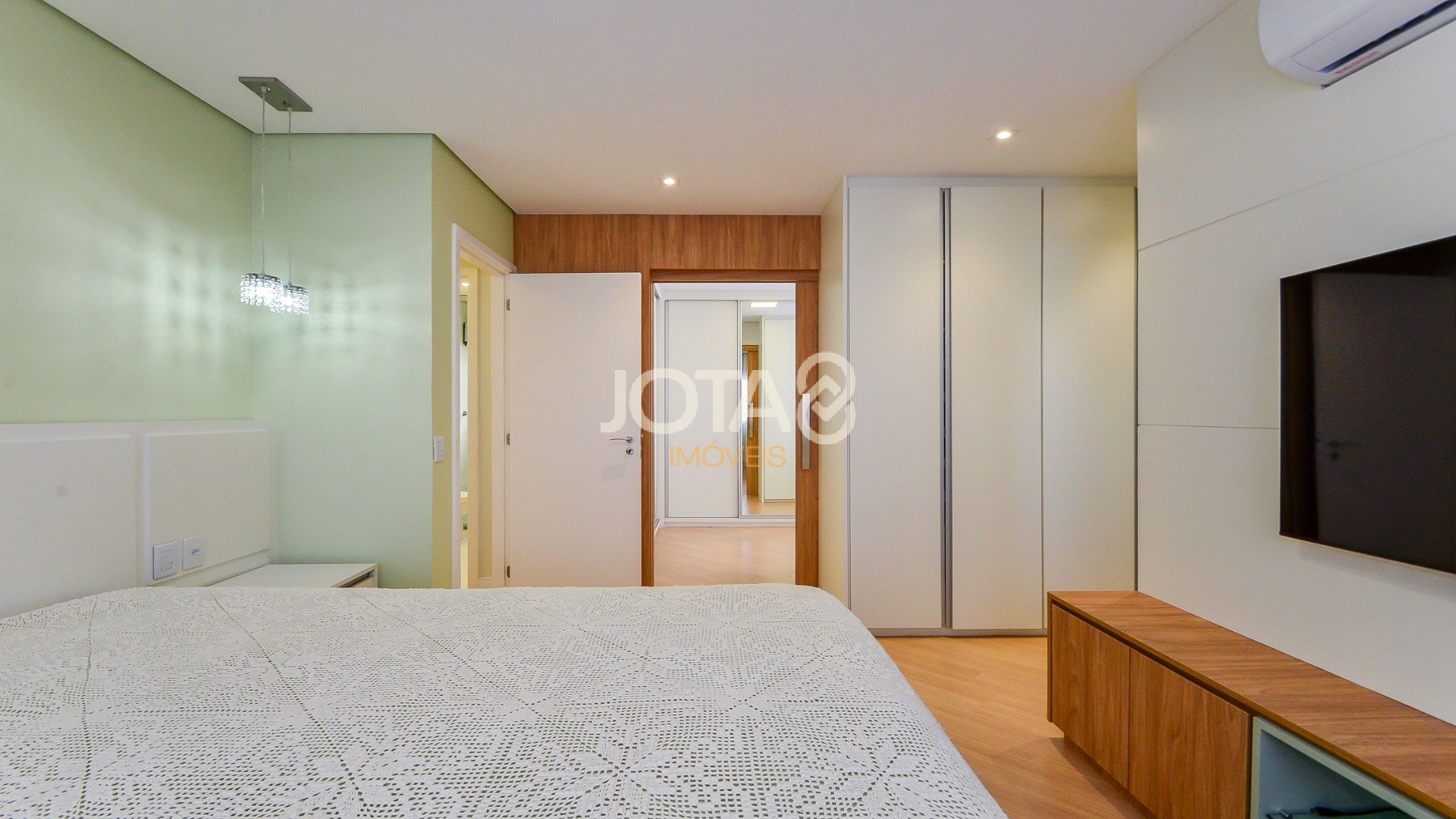 LINDO APARTAMENTO NO ECOVILLE EM CONDOMÍNIO CLUBE