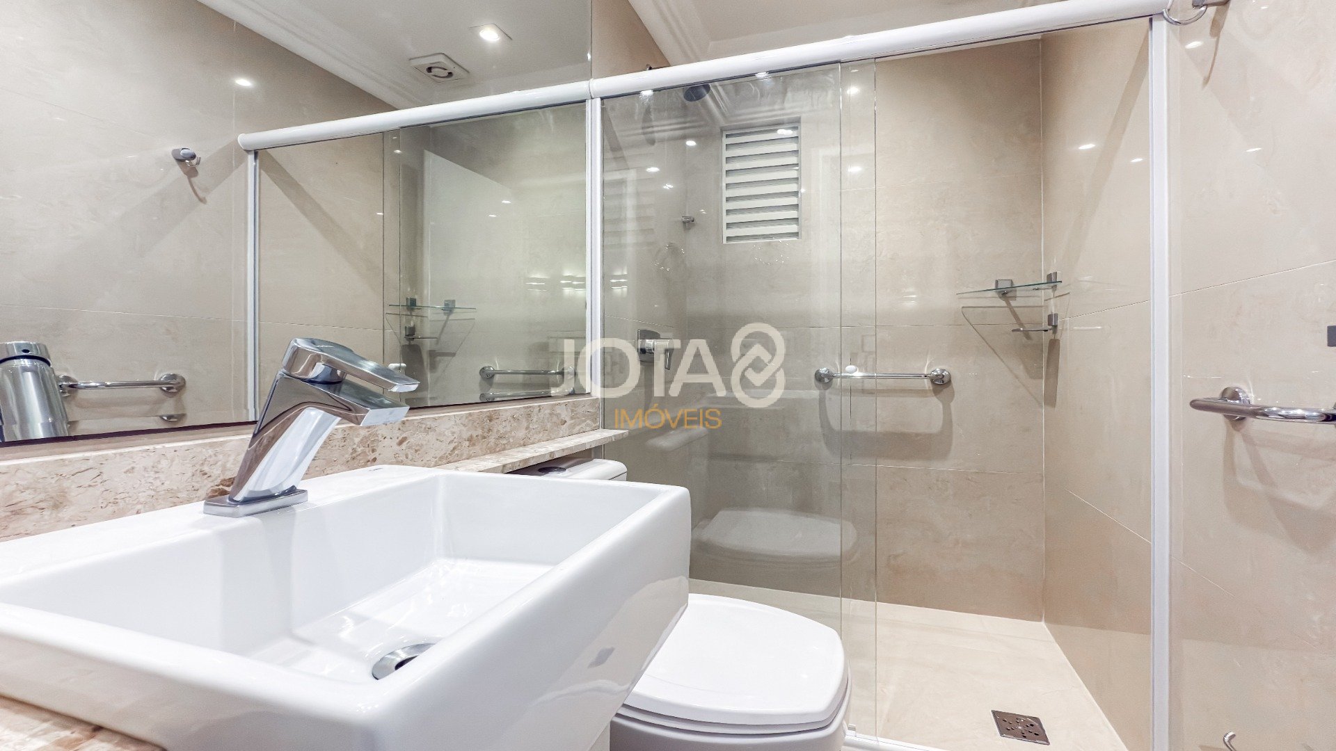 APARTAMENTO 2 QUARTOS E 2 VAGAS NO BIGORRILHO!
