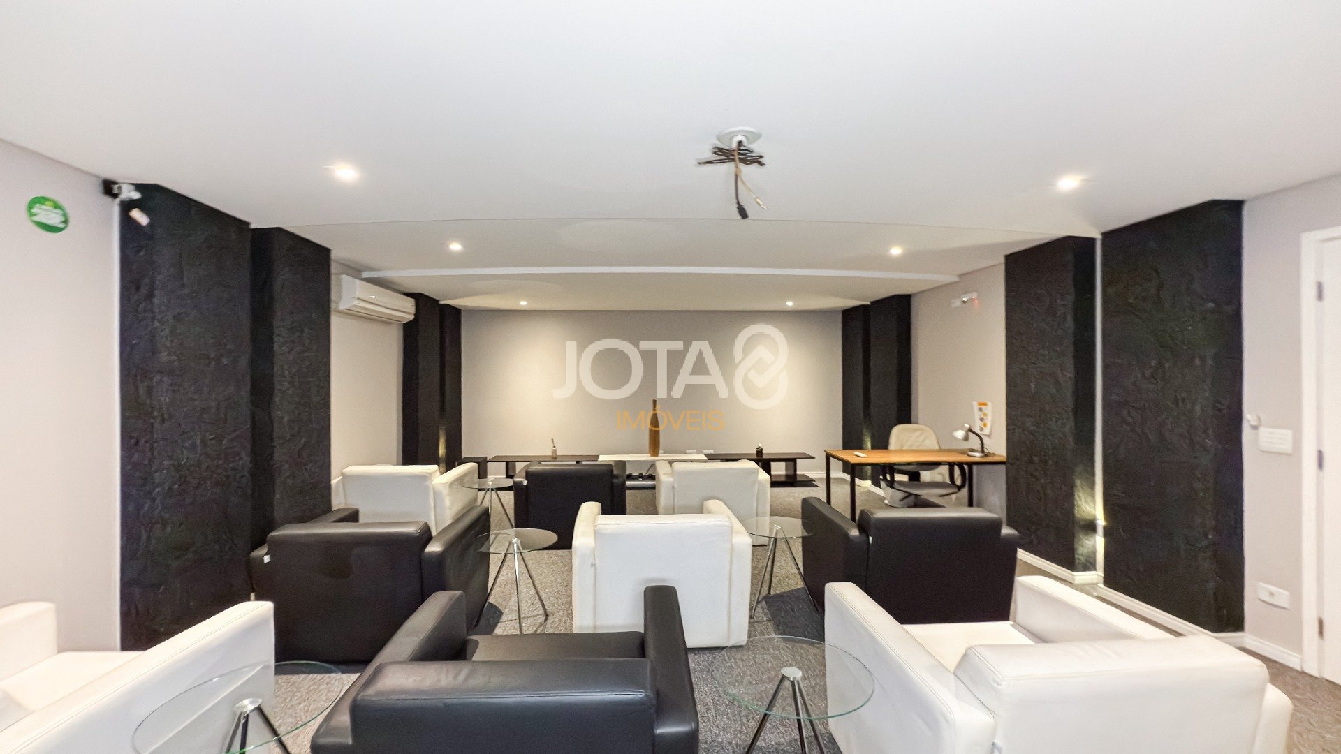 APARTAMENTO 2 QUARTOS E 2 VAGAS NO BIGORRILHO!