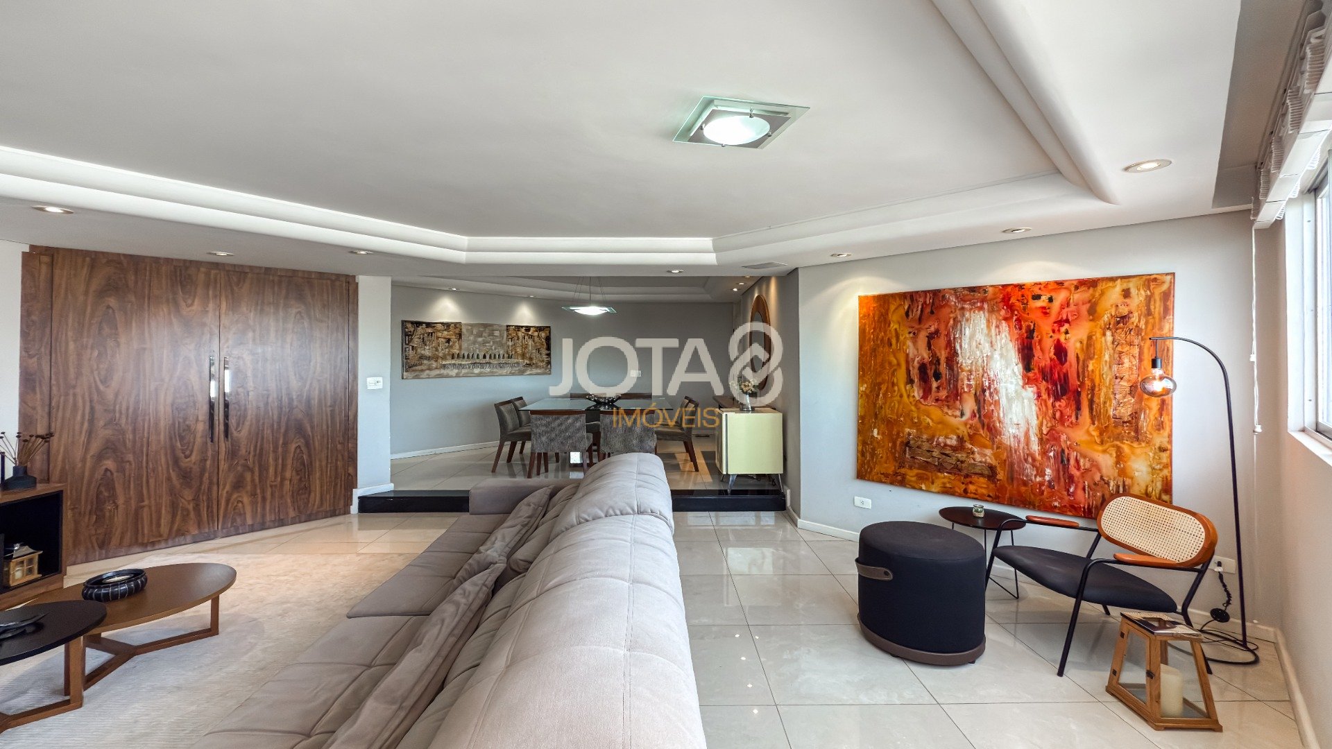 BIGORRILHO: 170M² DE CONFORTO E LOCALIZAÇÃO PRIVILEGIADA!