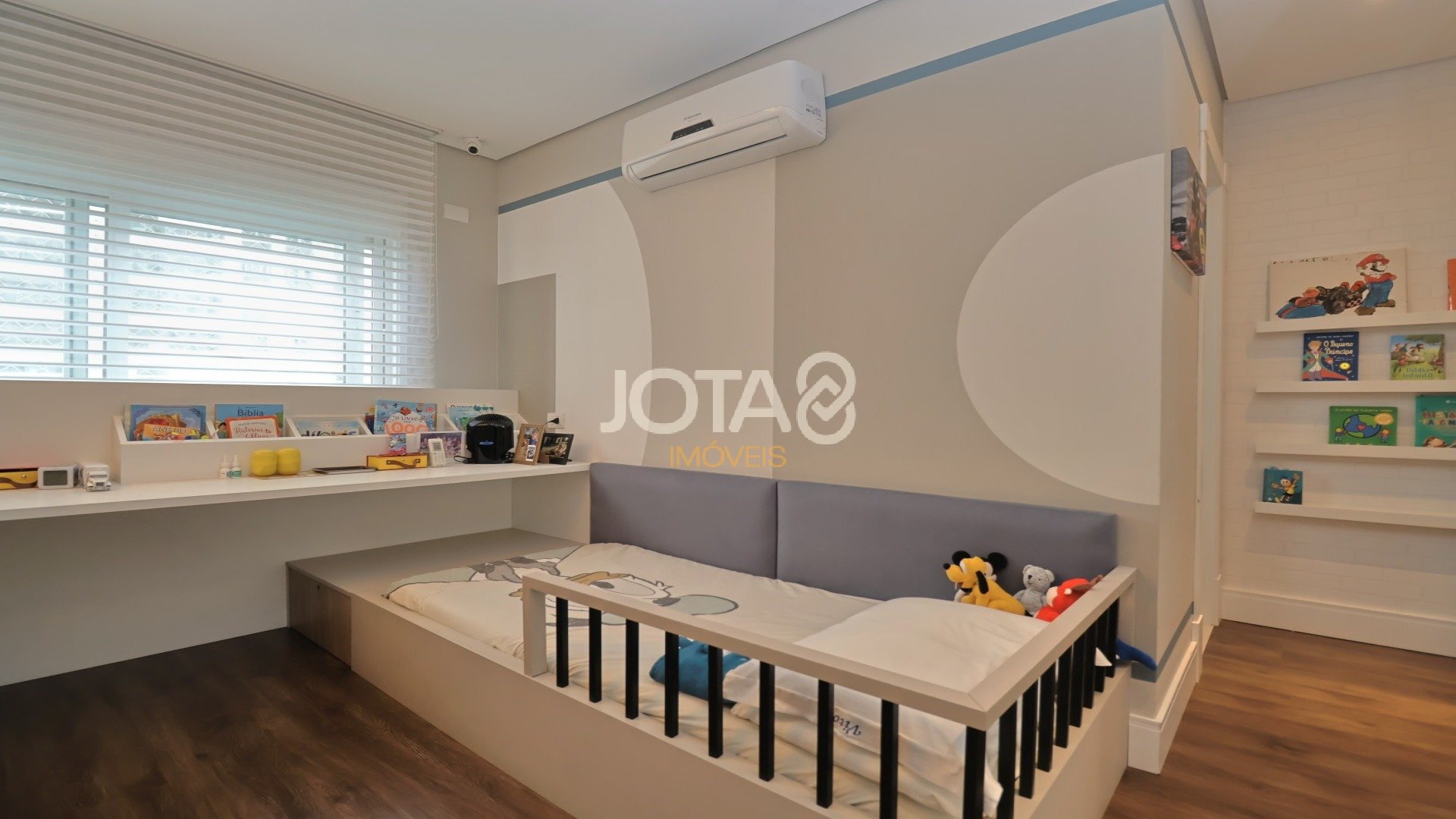 MARAVILHO APARTAMENTO COM 4 SUÍTES MOBILIADO NO ECOVILLE