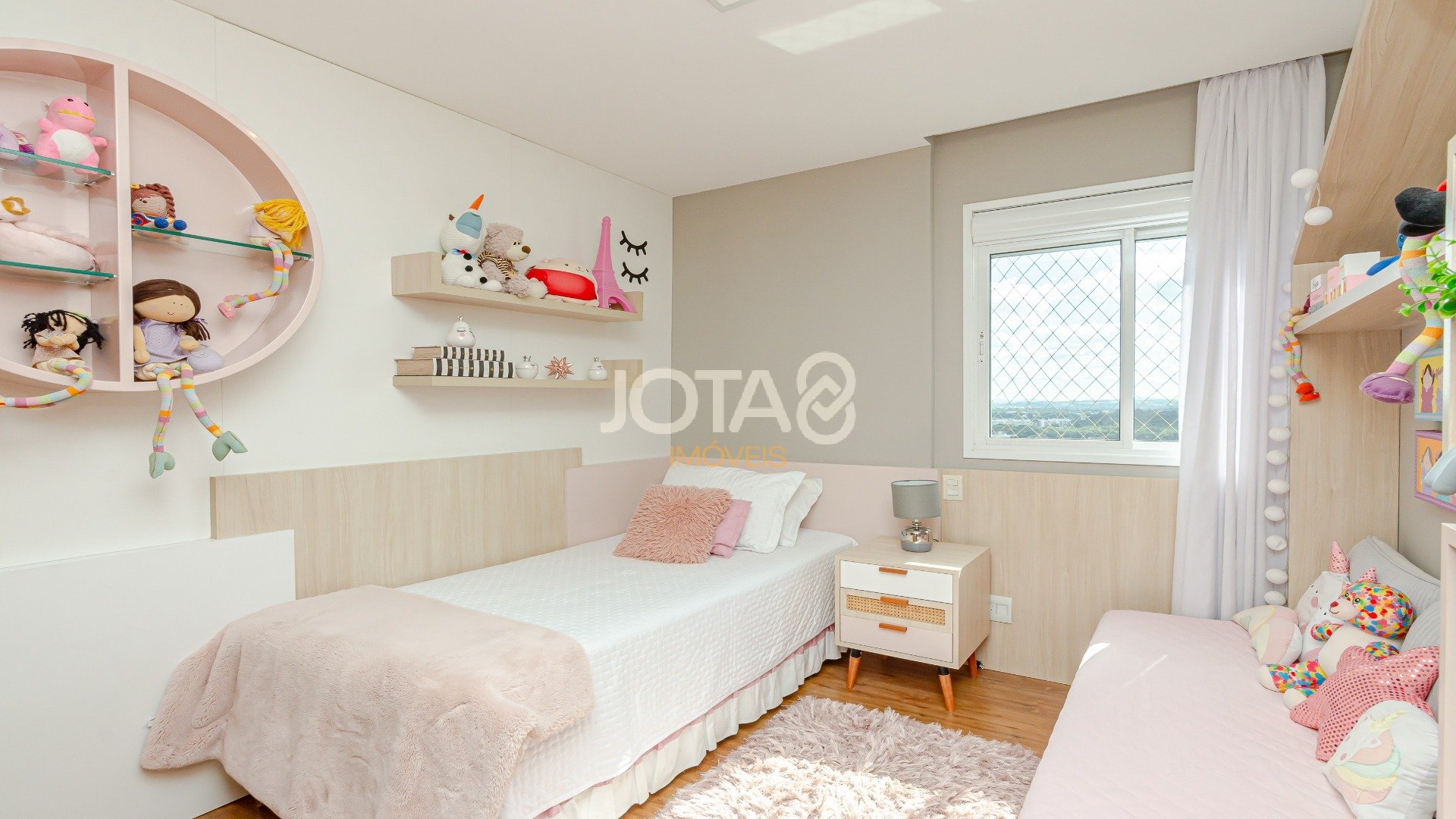 APARTAMENTO COM 3 SUÍTES E 4 VAGAS NO ECOVILLE