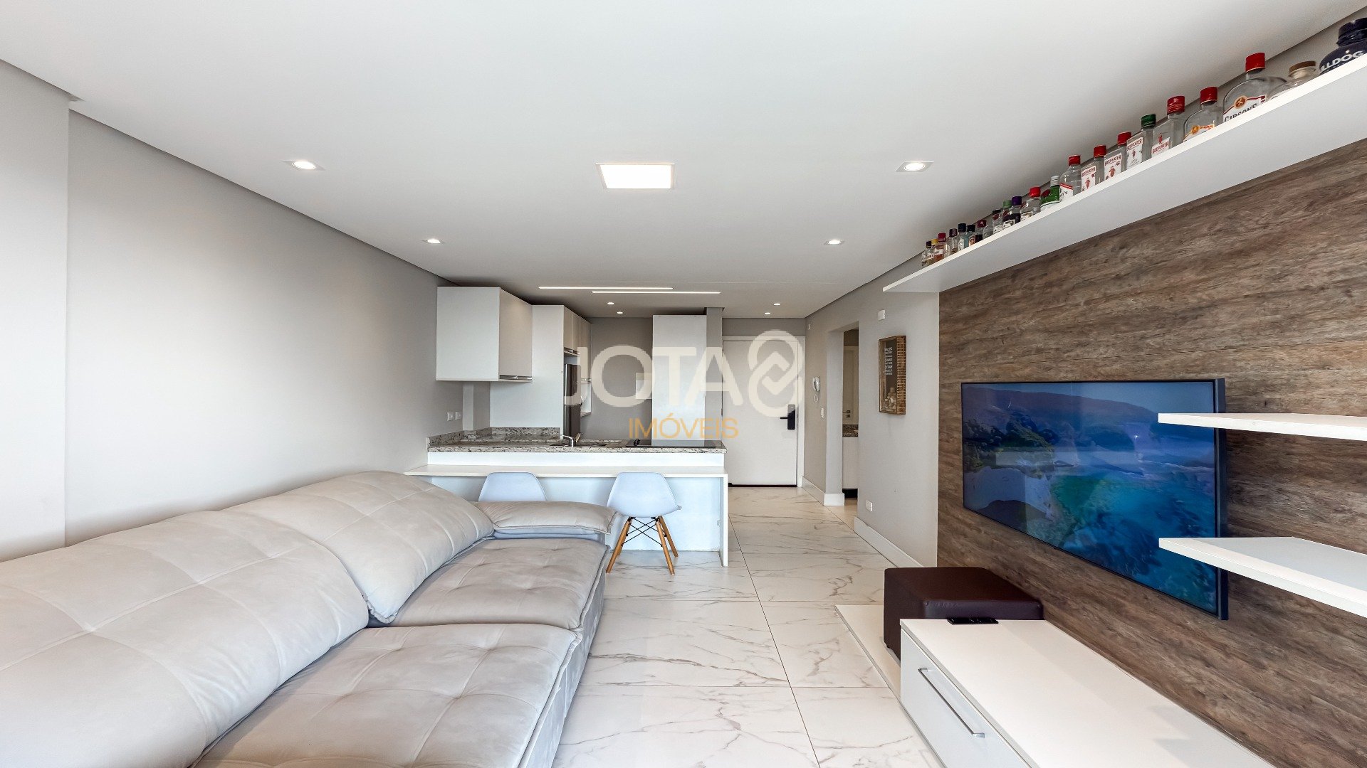 APARTAMENTO EM CONDOMINIO CLUB NO BIGORRILHO