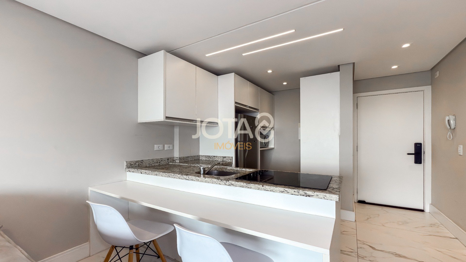 APARTAMENTO EM CONDOMINIO CLUB NO BIGORRILHO