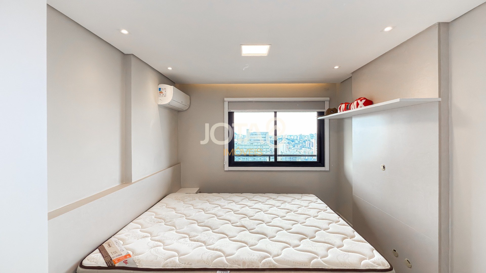 APARTAMENTO EM CONDOMINIO CLUB NO BIGORRILHO