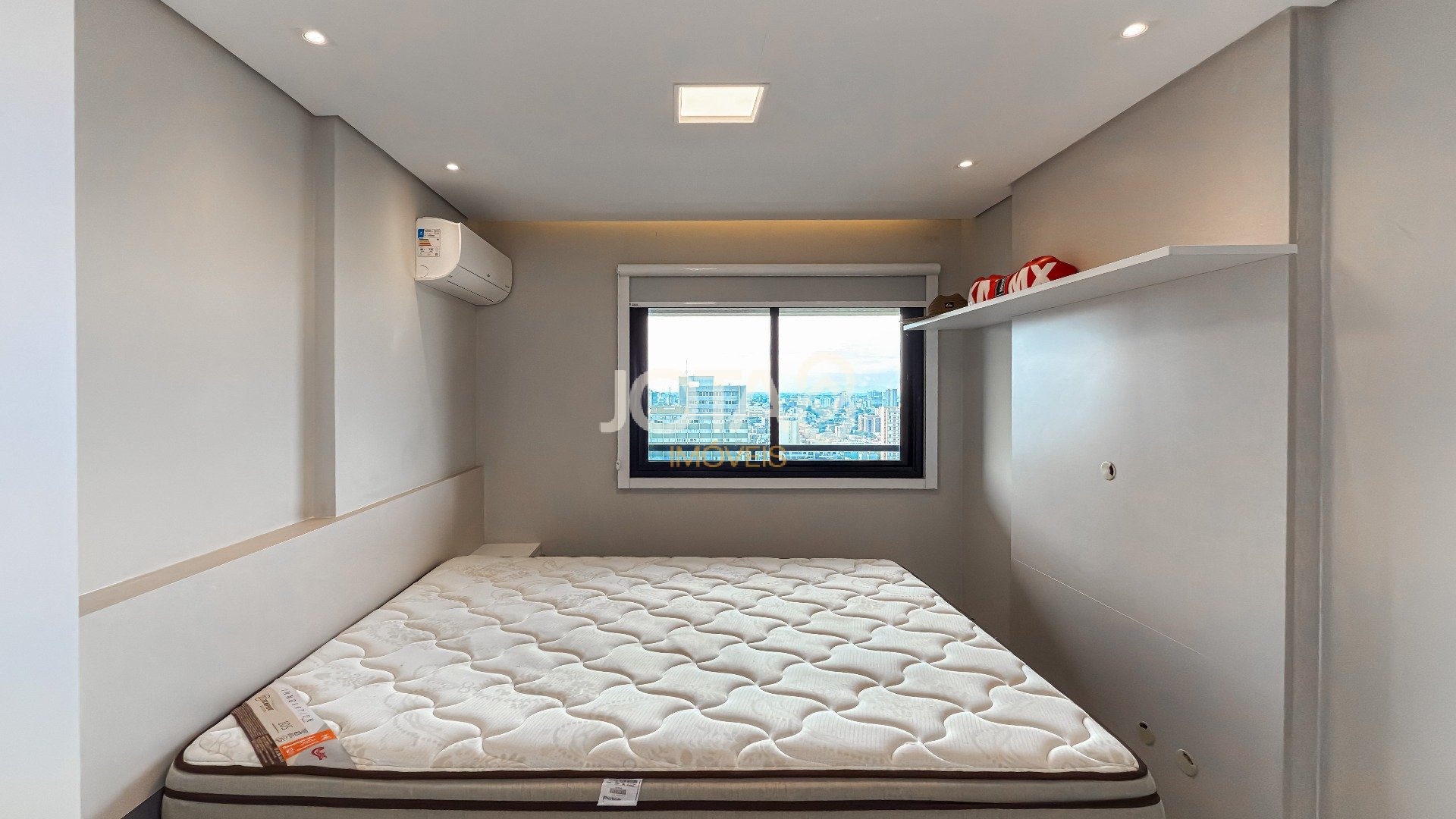 APARTAMENTO EM CONDOMINIO CLUB NO BIGORRILHO