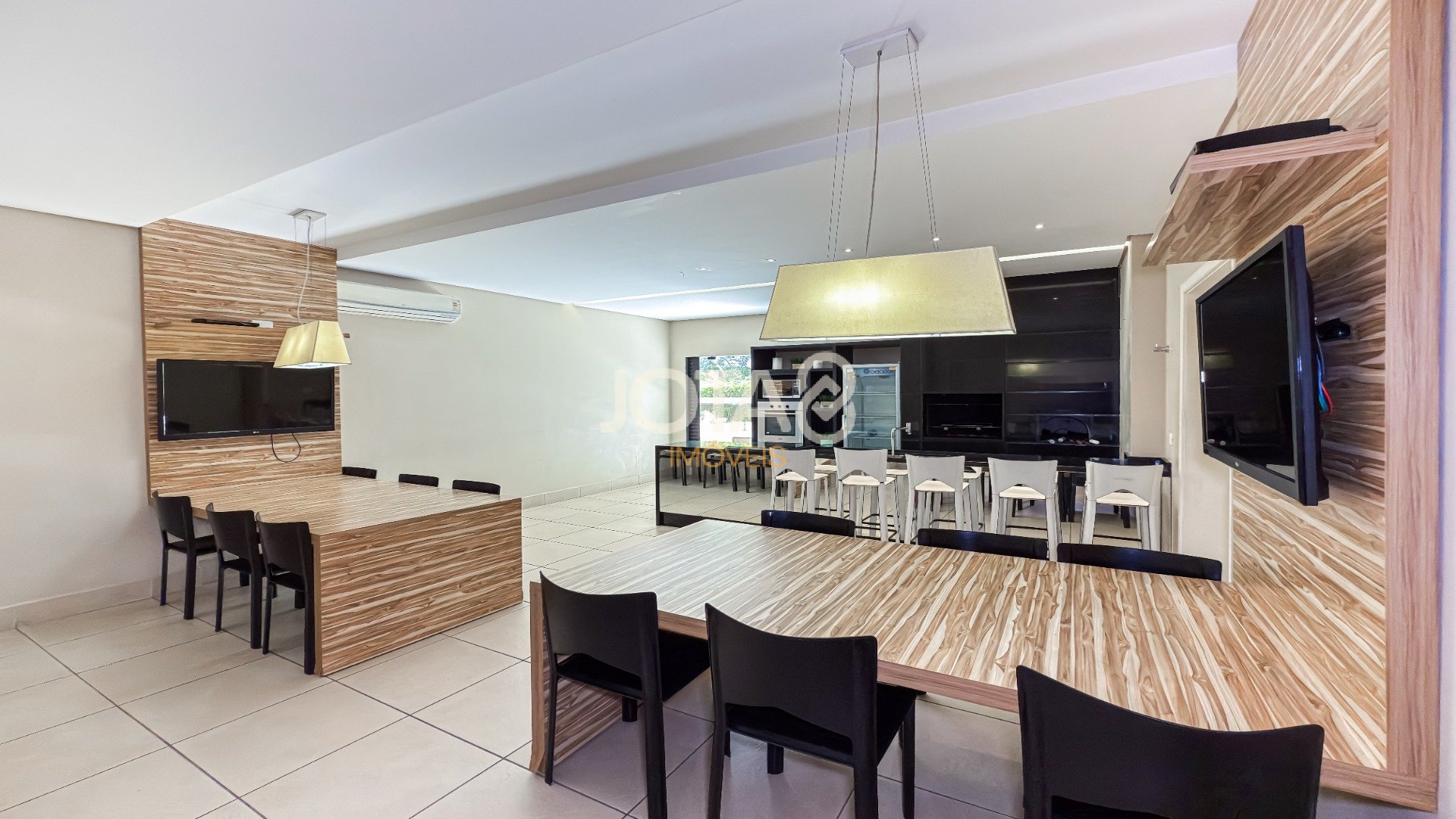 APARTAMENTO EM CONDOMINIO CLUB NO BIGORRILHO