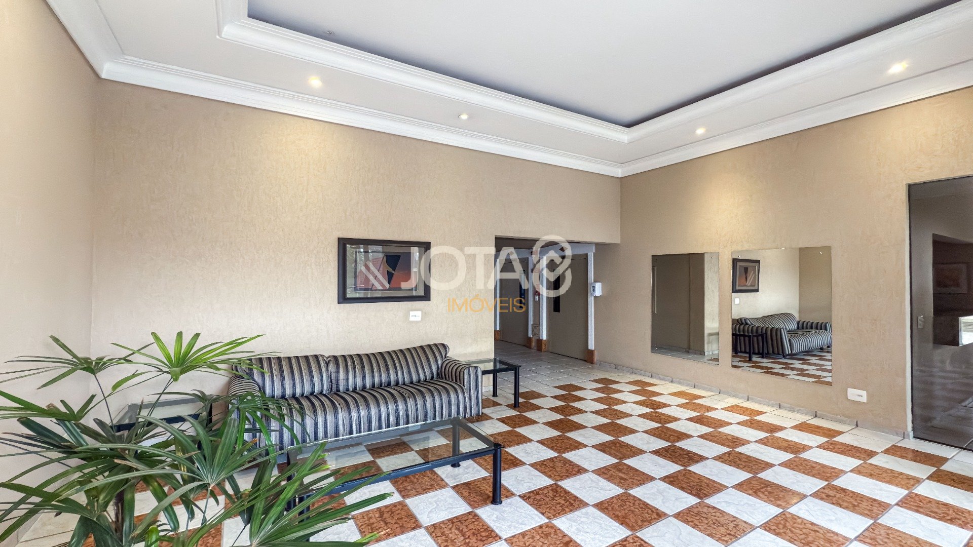 APARTAMENTO DE 70M² COM 2 QUARTOS (1 SUÍTE) NO BATEL