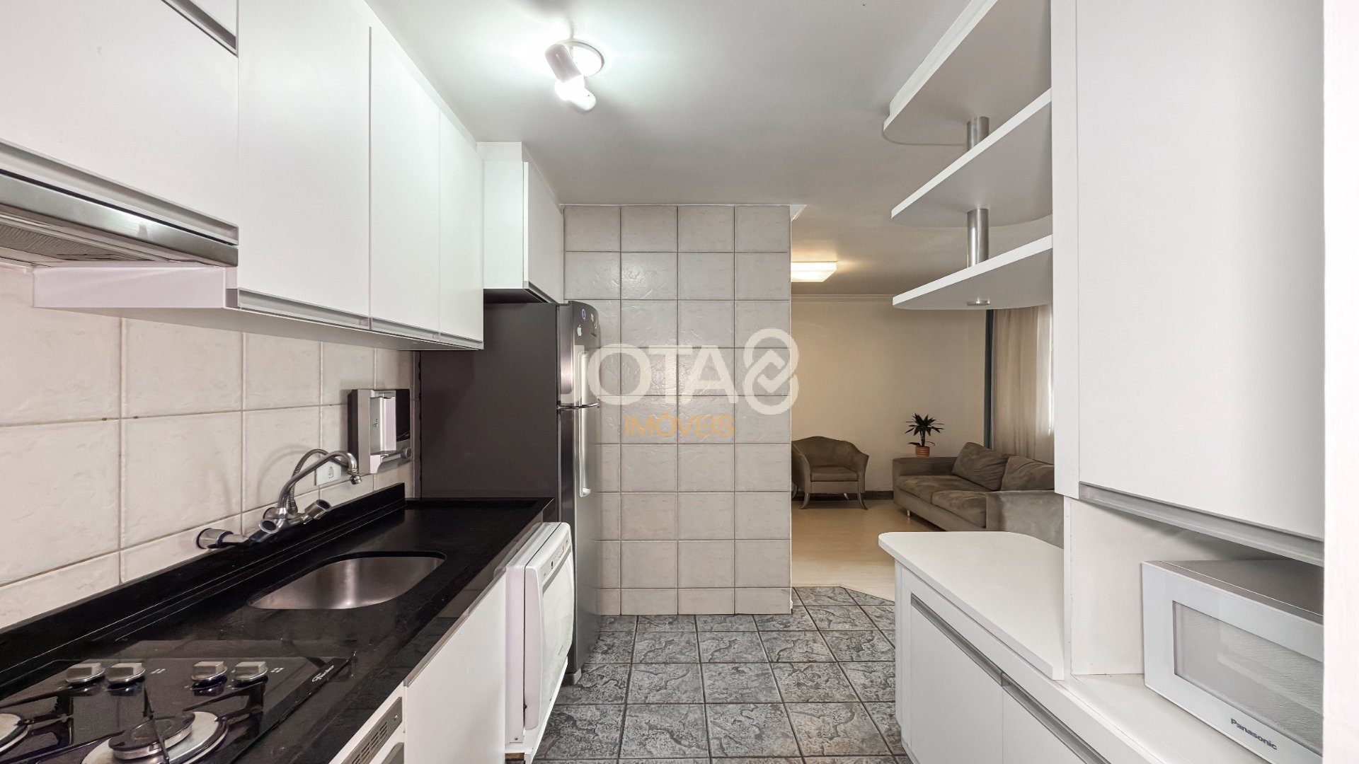 APARTAMENTO DE 70M² COM 2 QUARTOS (1 SUÍTE) NO BATEL